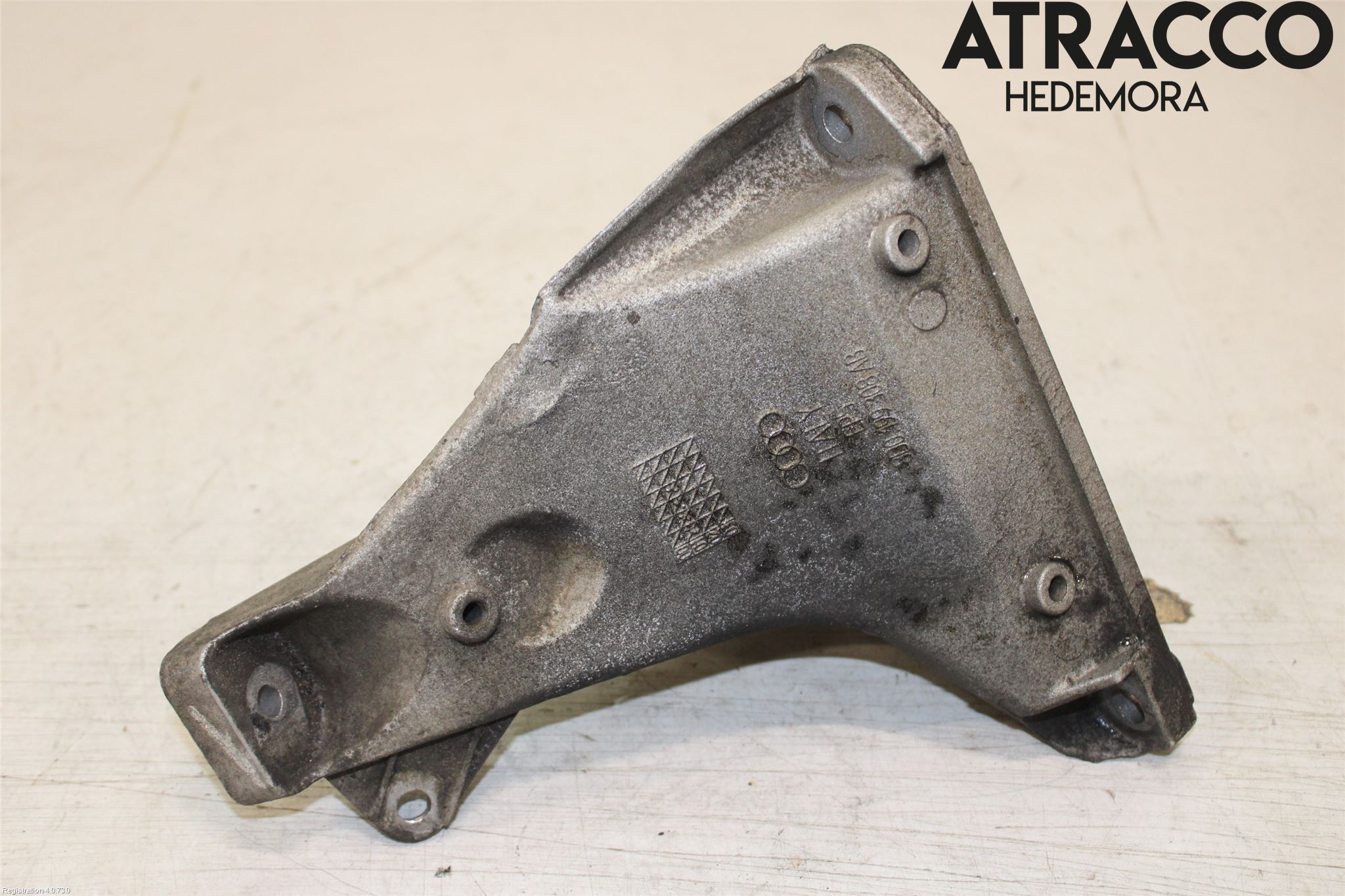 Volkswagen VW PASSAT 01-05 Motorfäste