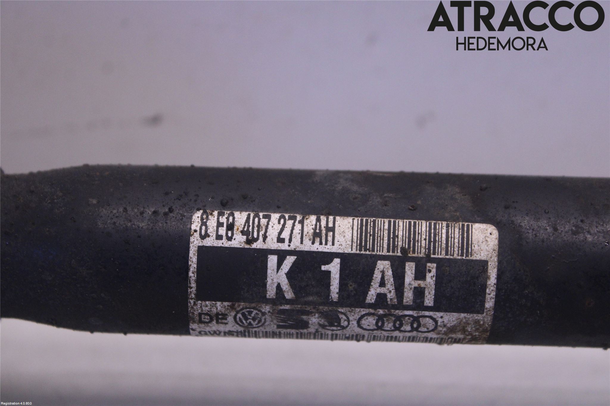 Audi A4/S4 01-05 Drivaxel Fram Vänster