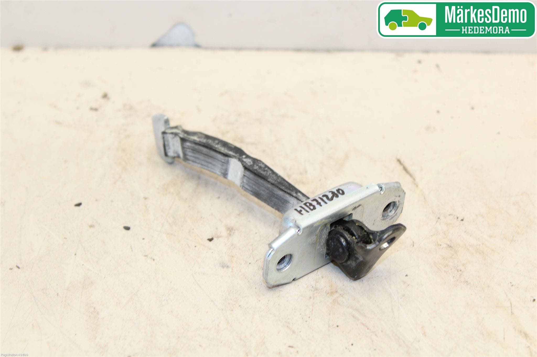 Kia CEED 12-18 Dörrstopp