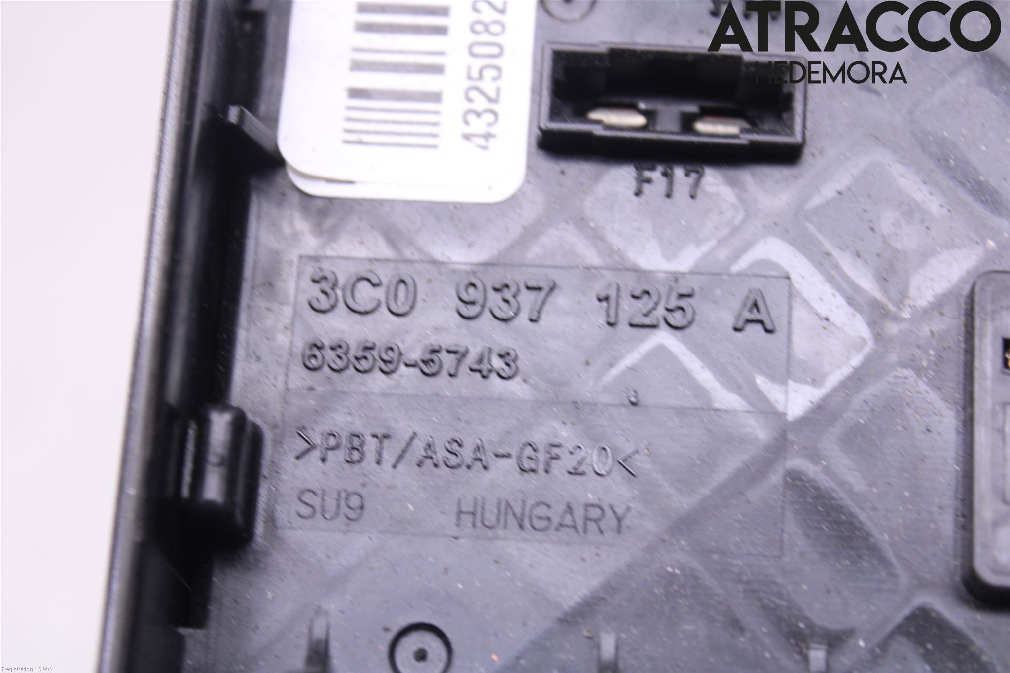 Volkswagen VW PASSAT 11-14 Säkringsdosa-Elcentral