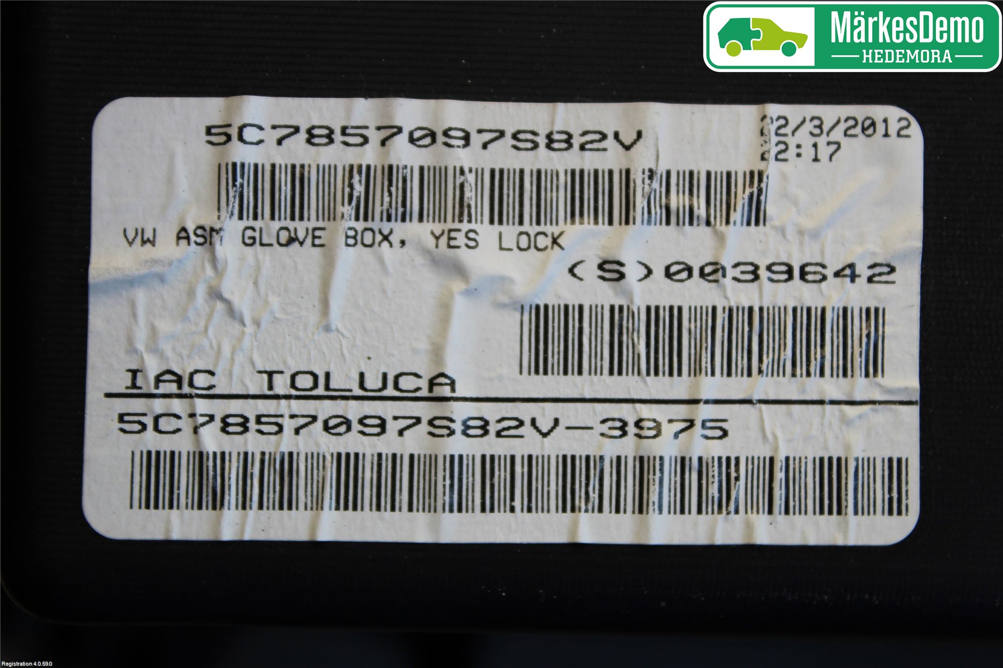 Volkswagen VW JETTA VI 11- Handskfack