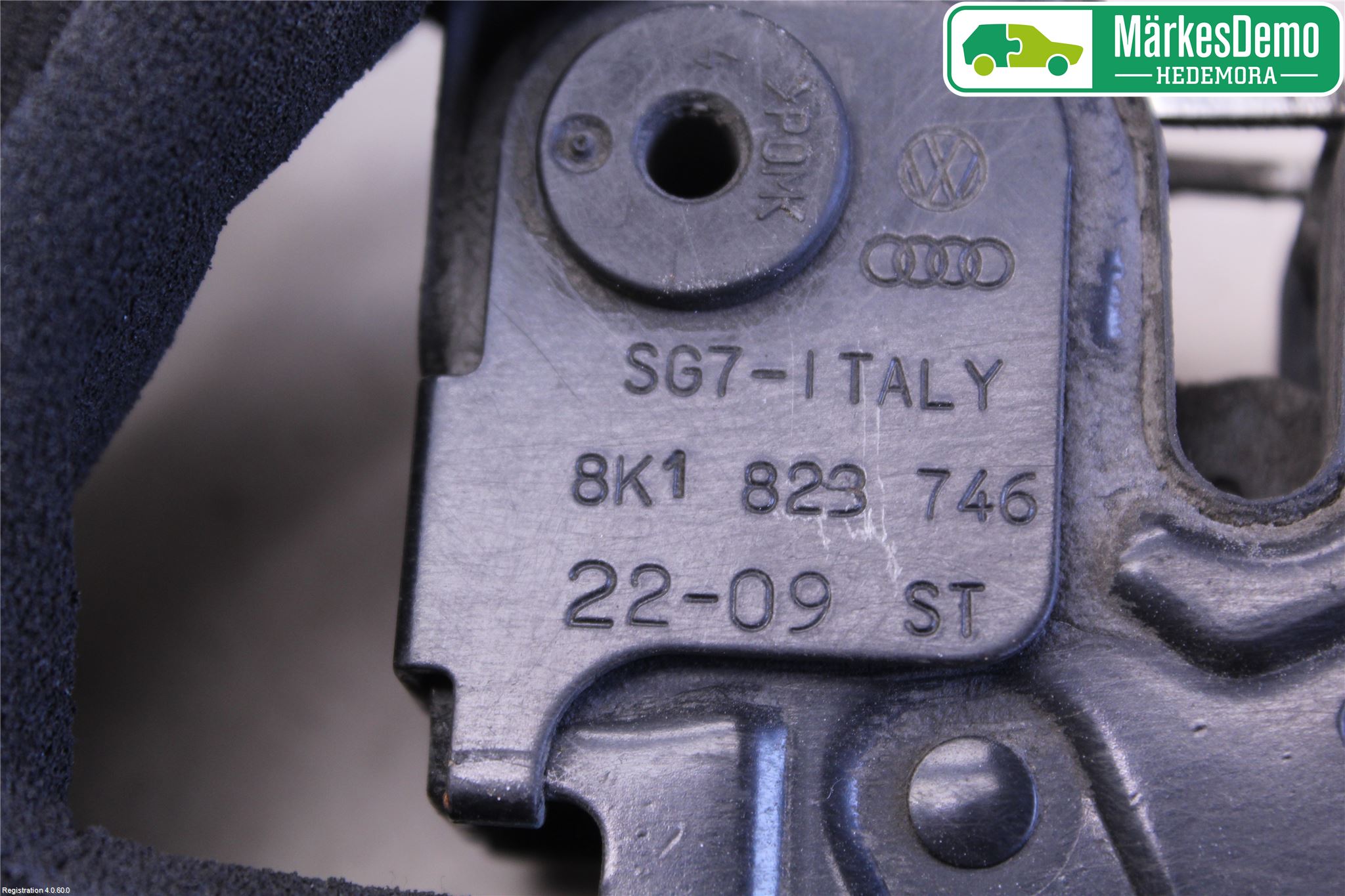 Audi A4/S4 08-11 Huvlås