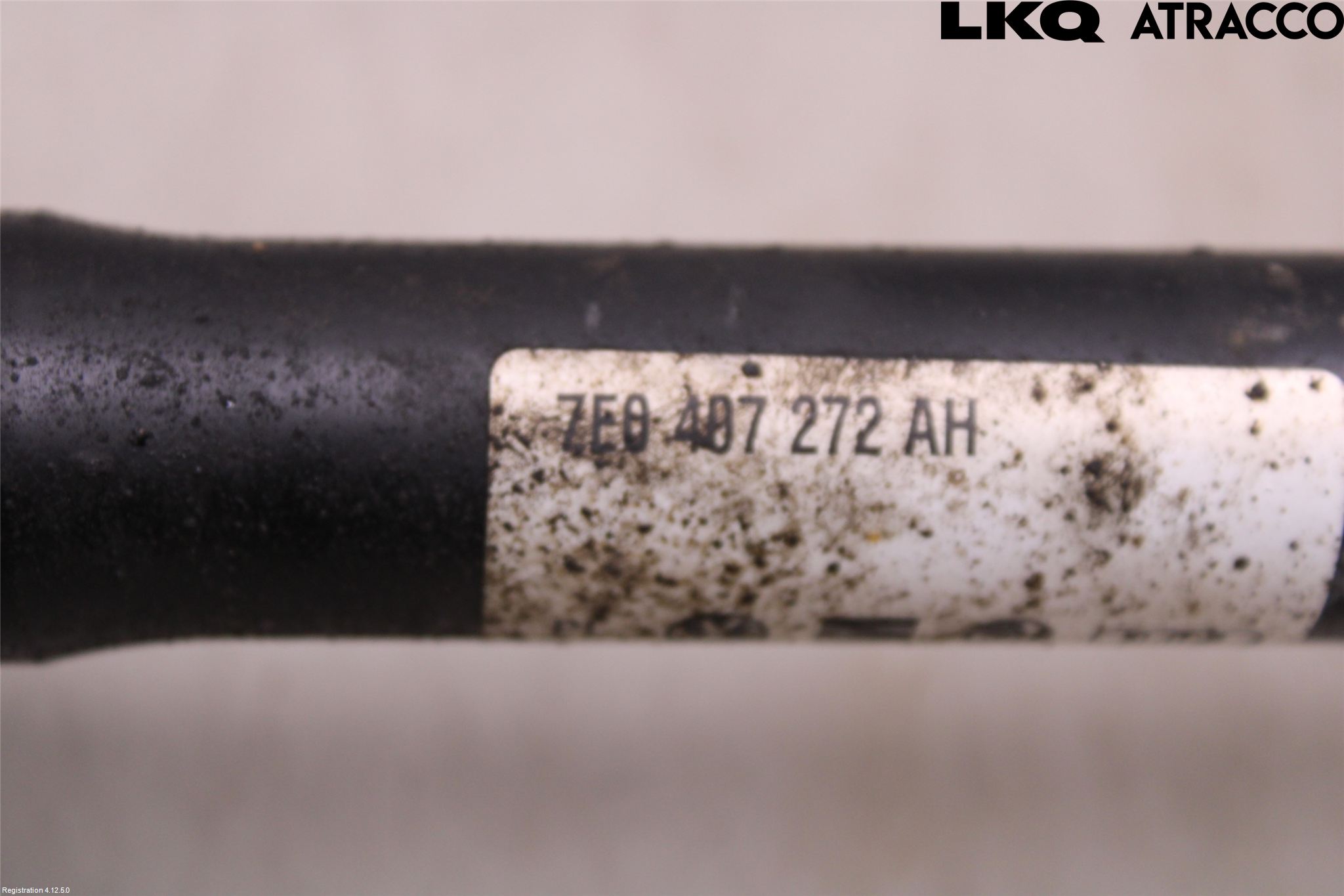 Volkswagen VW TRANSP/CARAVELLE (T5) 04-15 Drivaxel Fram Höger
