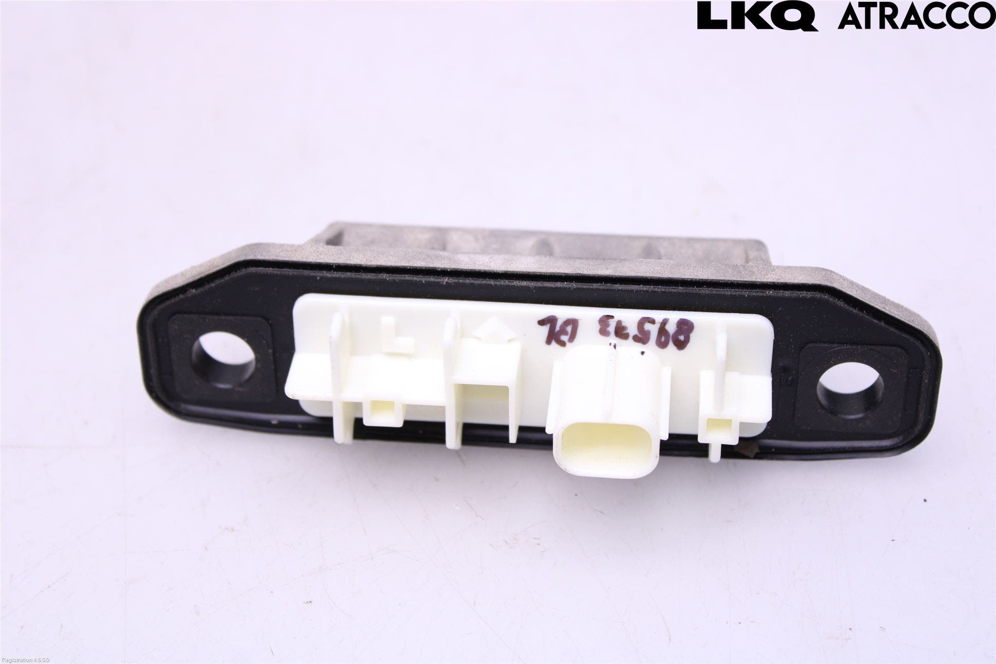 Toyota YARIS CROSS XP21 21- Bakluckehandtag