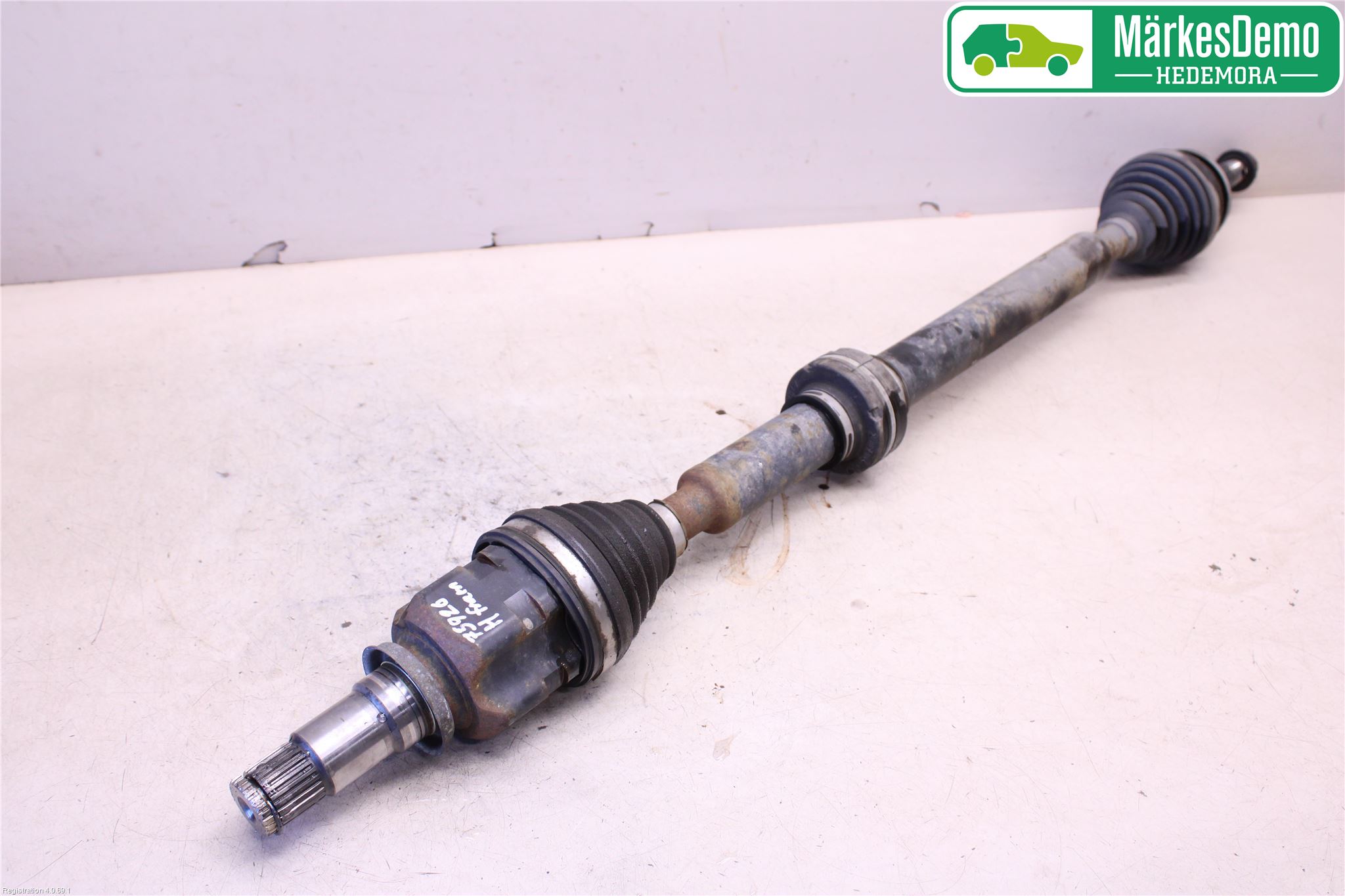 Toyota PRIUS ZVW30 09-20 Drivaxel Fram Höger