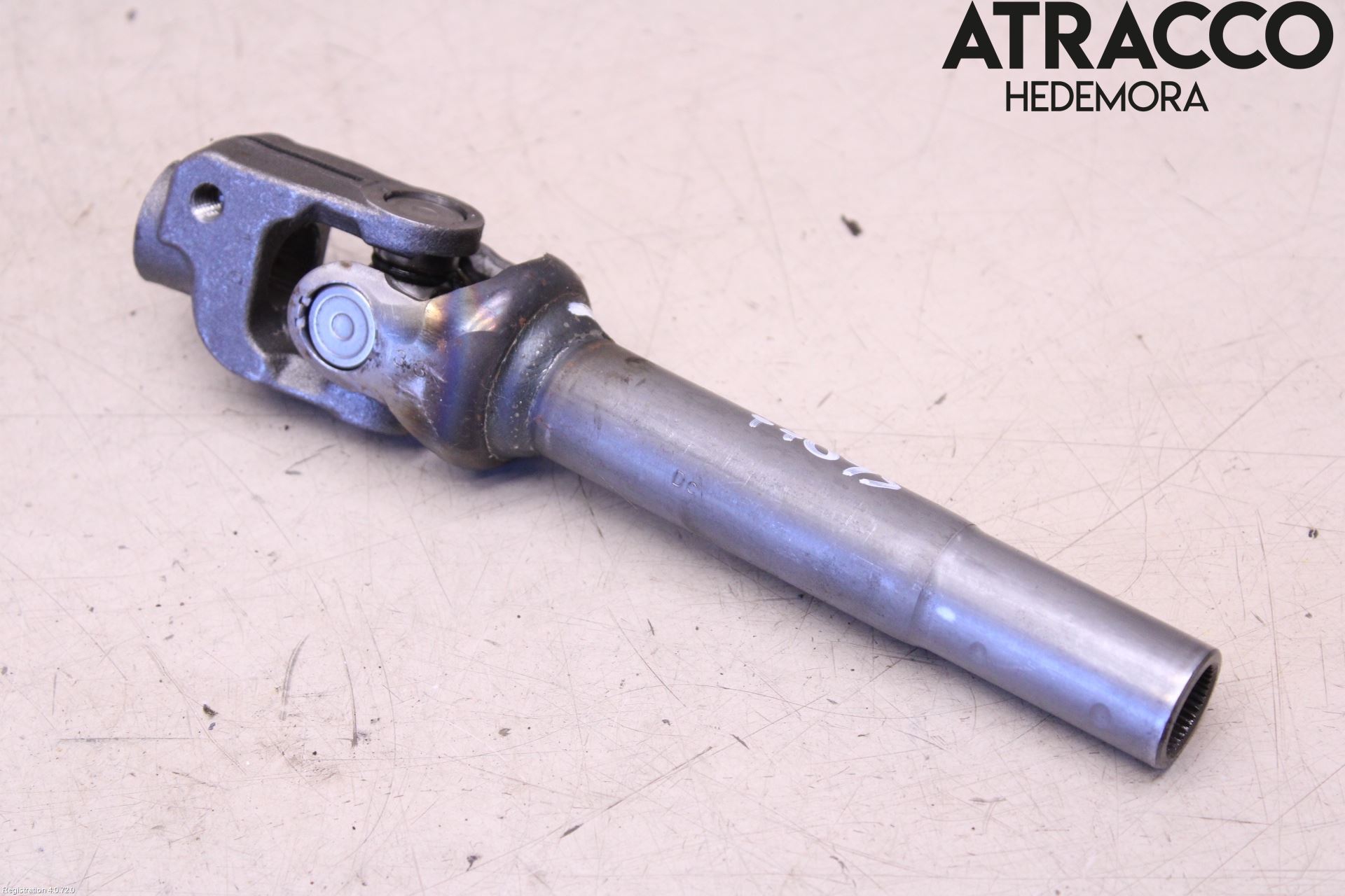 Mitsubishi SPACE STAR 13- Rattaxelknut