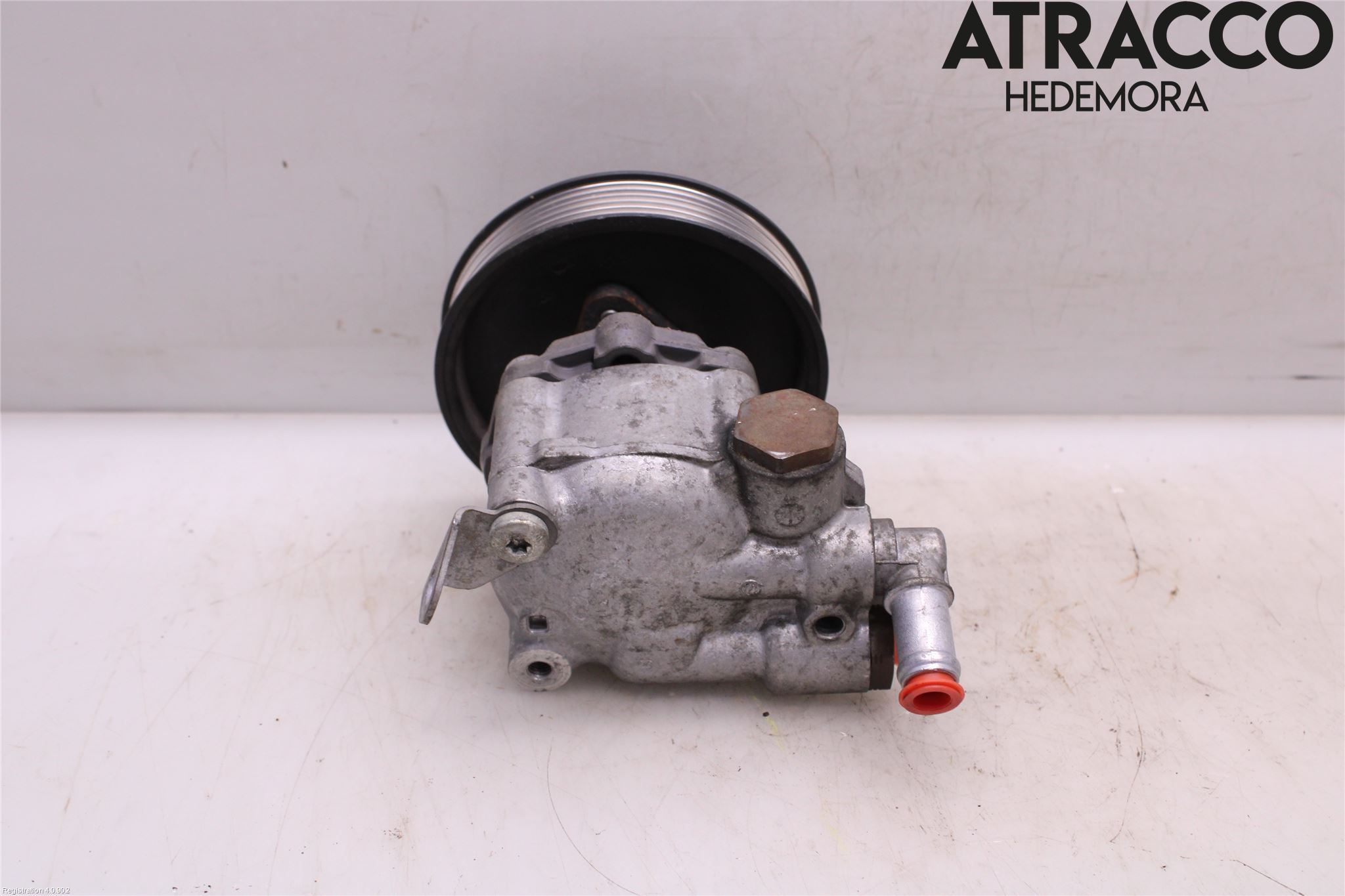 BMW X3 E83     03-10 Styrservopump