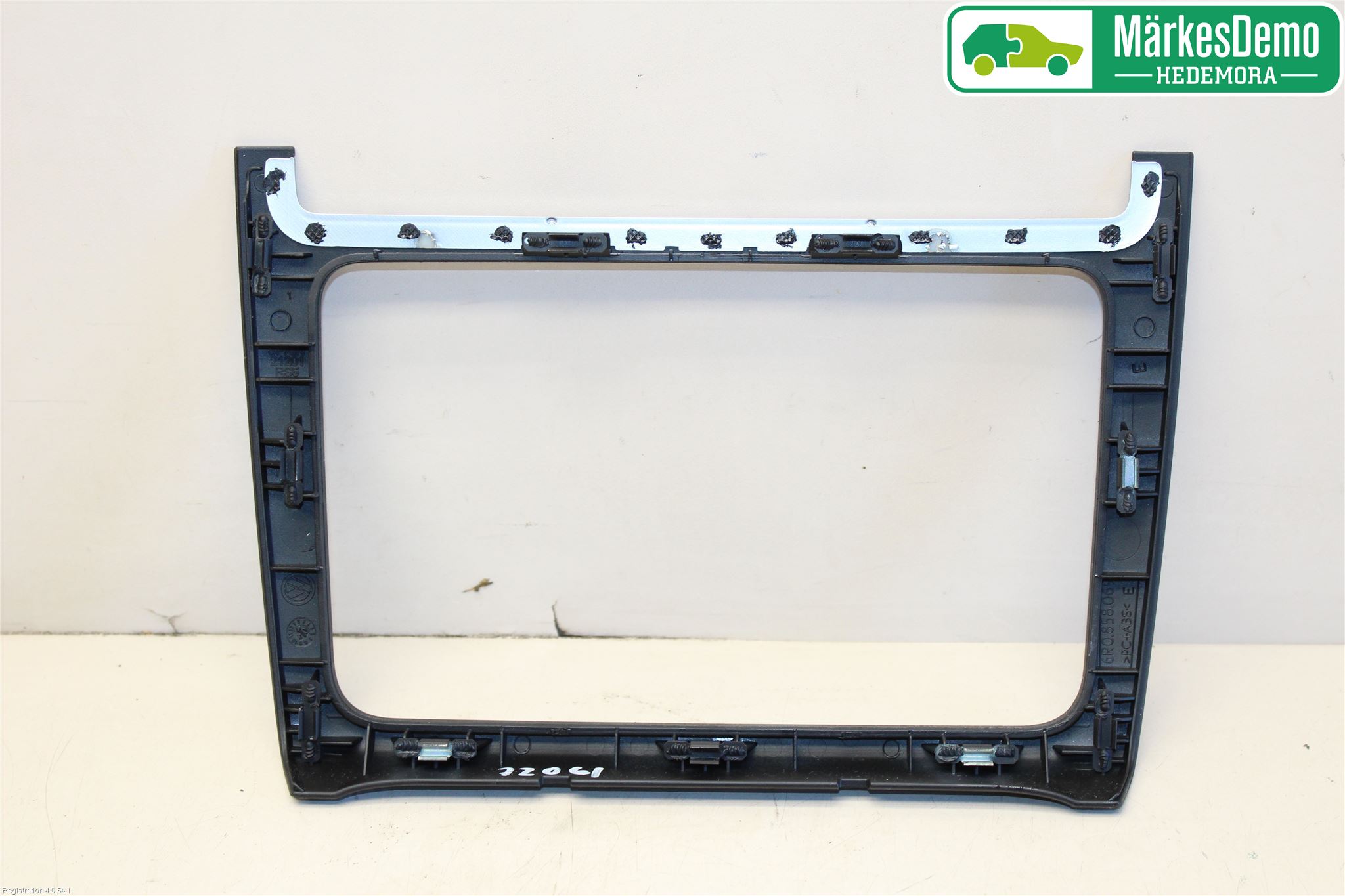 Volkswagen VW POLO 10-17 Instrument-Radio Sarg
