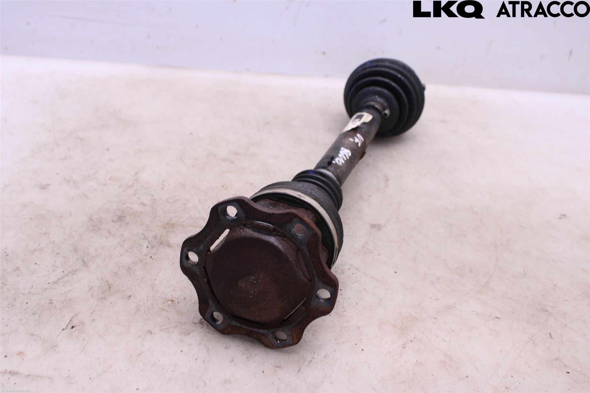 Audi A4/S4 08-11 Drivaxel Fram Vänster