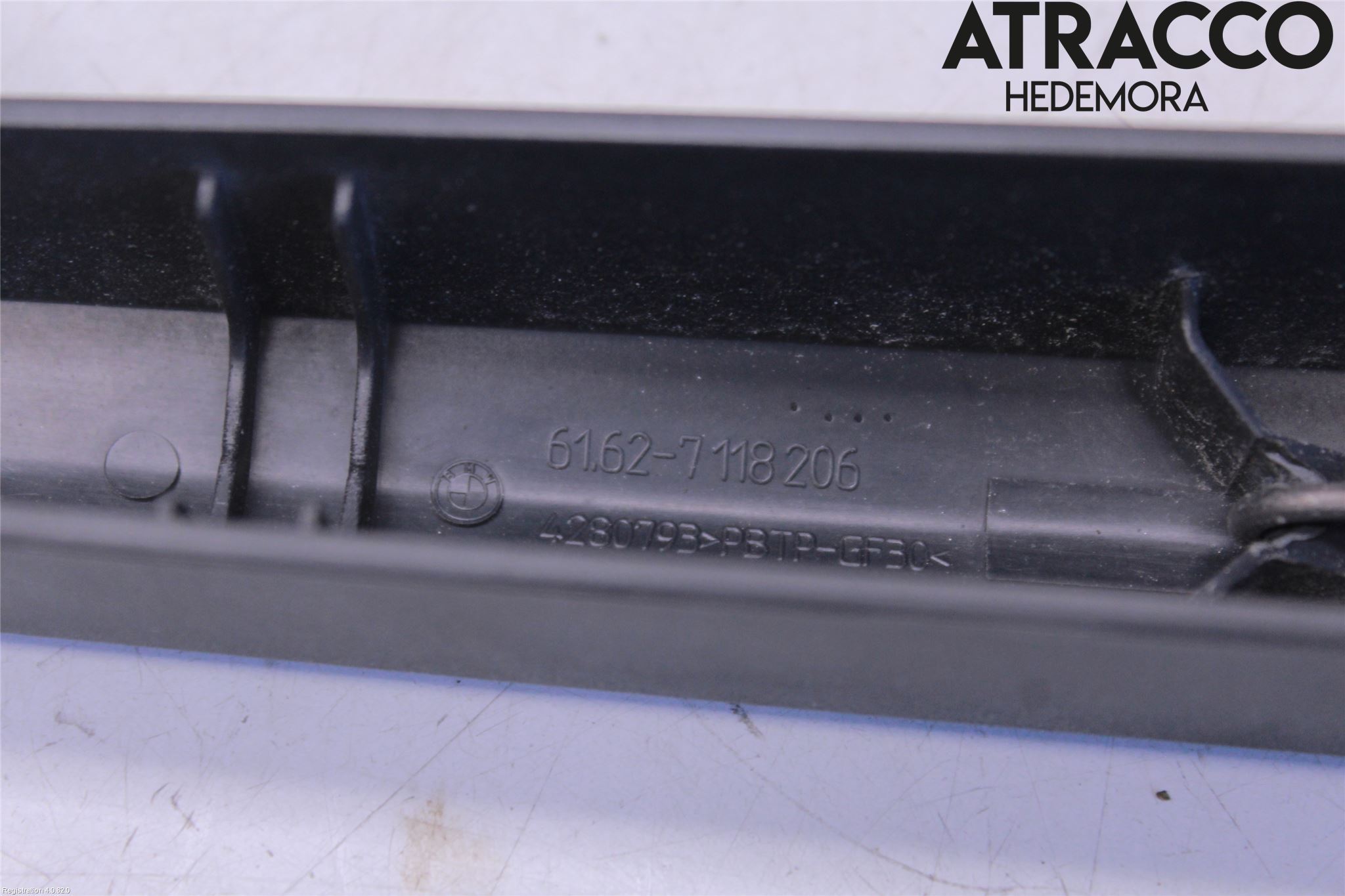 BMW 3 E90/91 SED/TOU 05-12 Torkararm-Bakruta