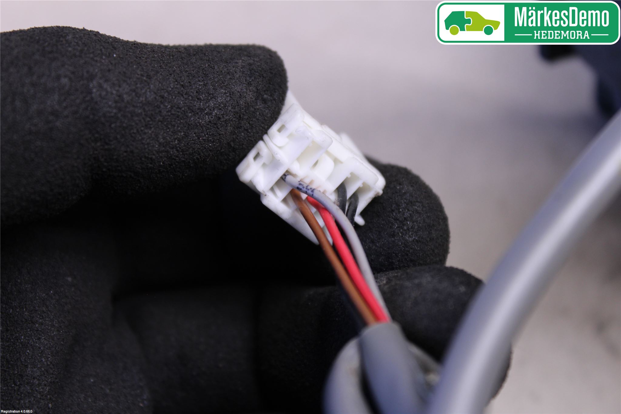 Nissan NOTE E11 06-14 Spegel Yttre El Vä