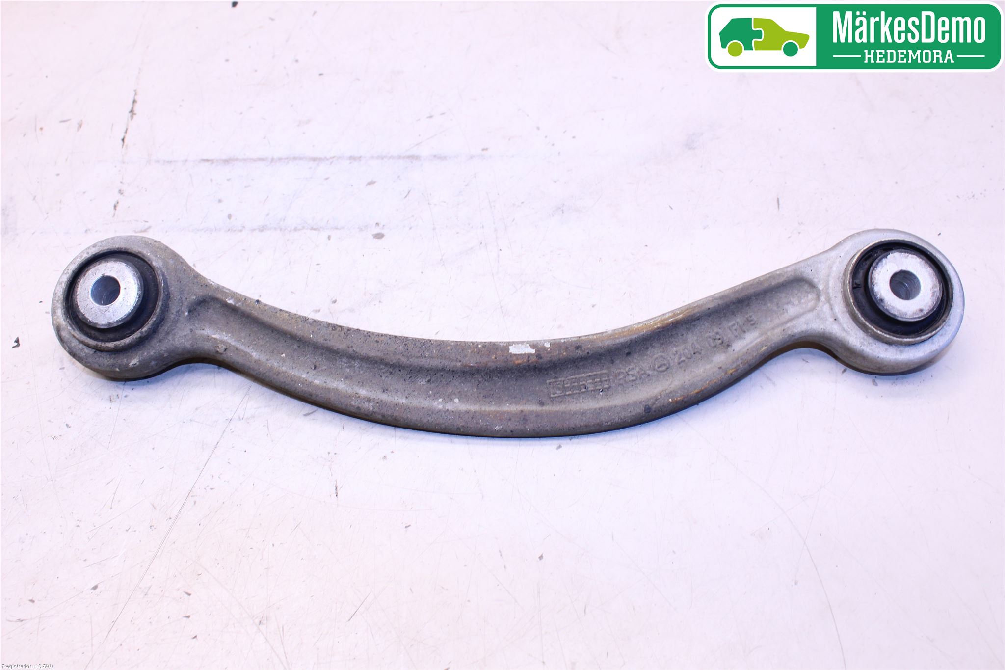 Mercedes-Benz MB E-KLASS (W212) 09-16 Bärarm Bak Övre Höger