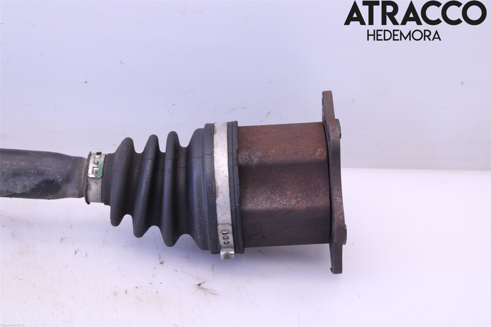 Audi A4/S4 01-05 Drivaxel Fram Höger