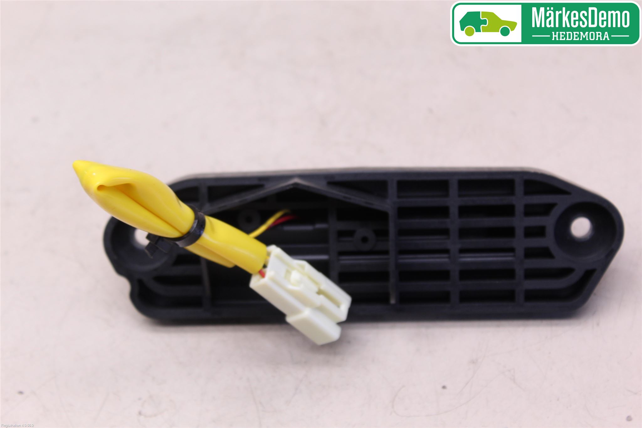 Mitsubishi OUTLANDER 13-21 Bakluckehandtag