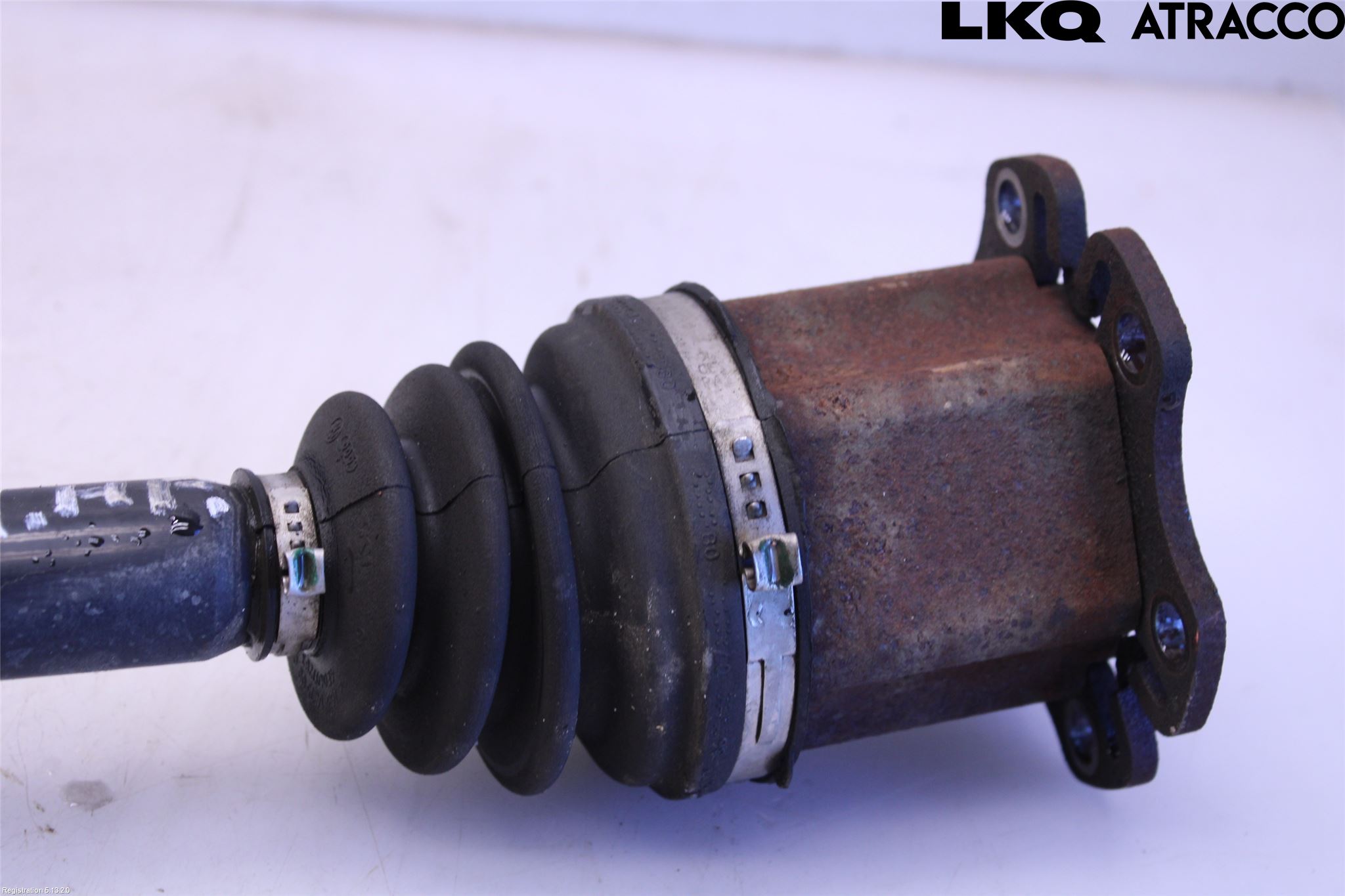 Audi A6/S6     05-11 Drivaxel Fram Höger