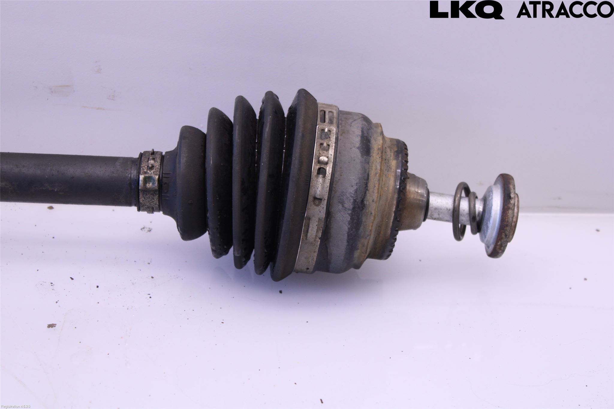 BMW X4 F26 14-18 Drivaxel Fram Höger