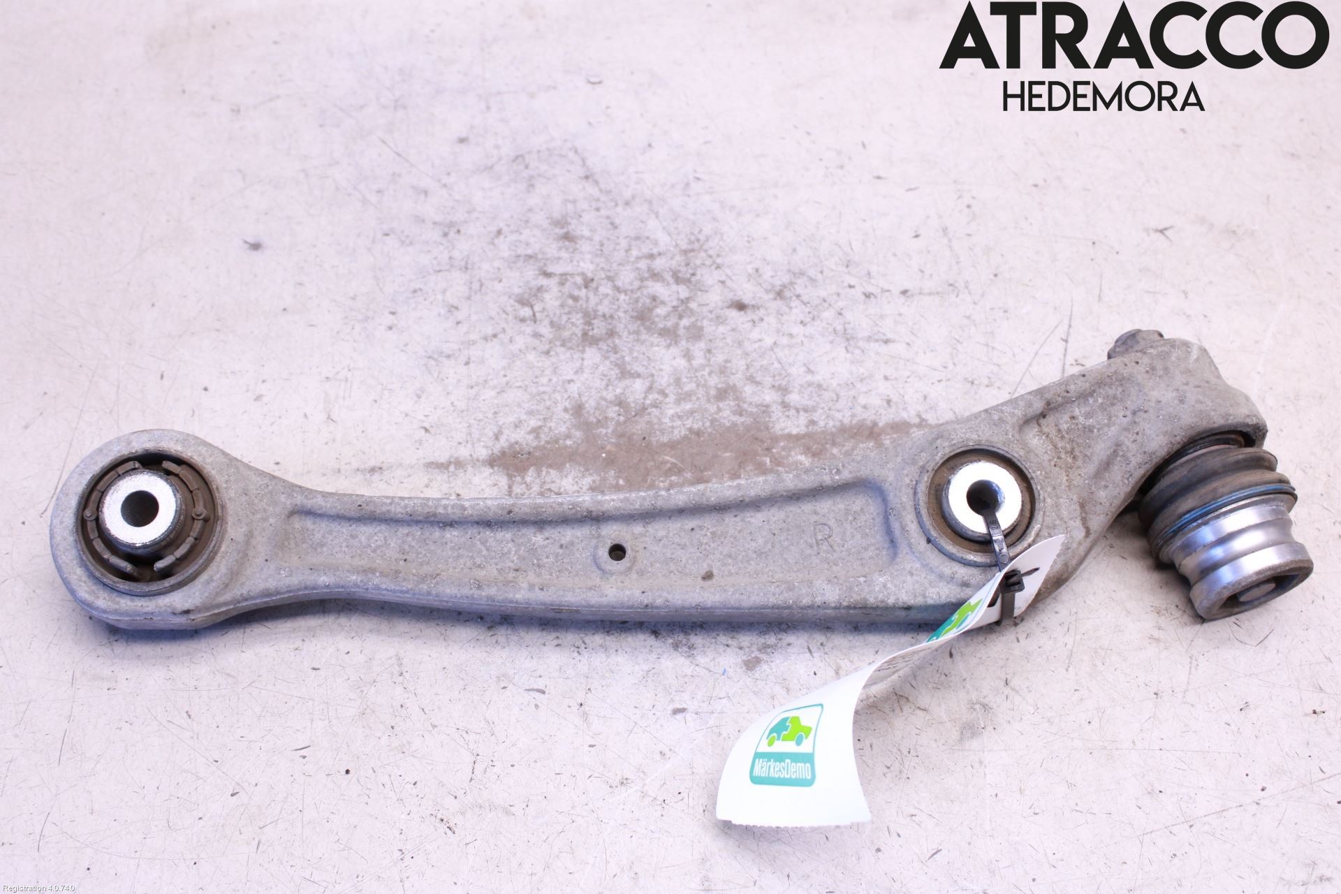 Audi A4/S4 08-11 Bärarm Fram Undre Hö