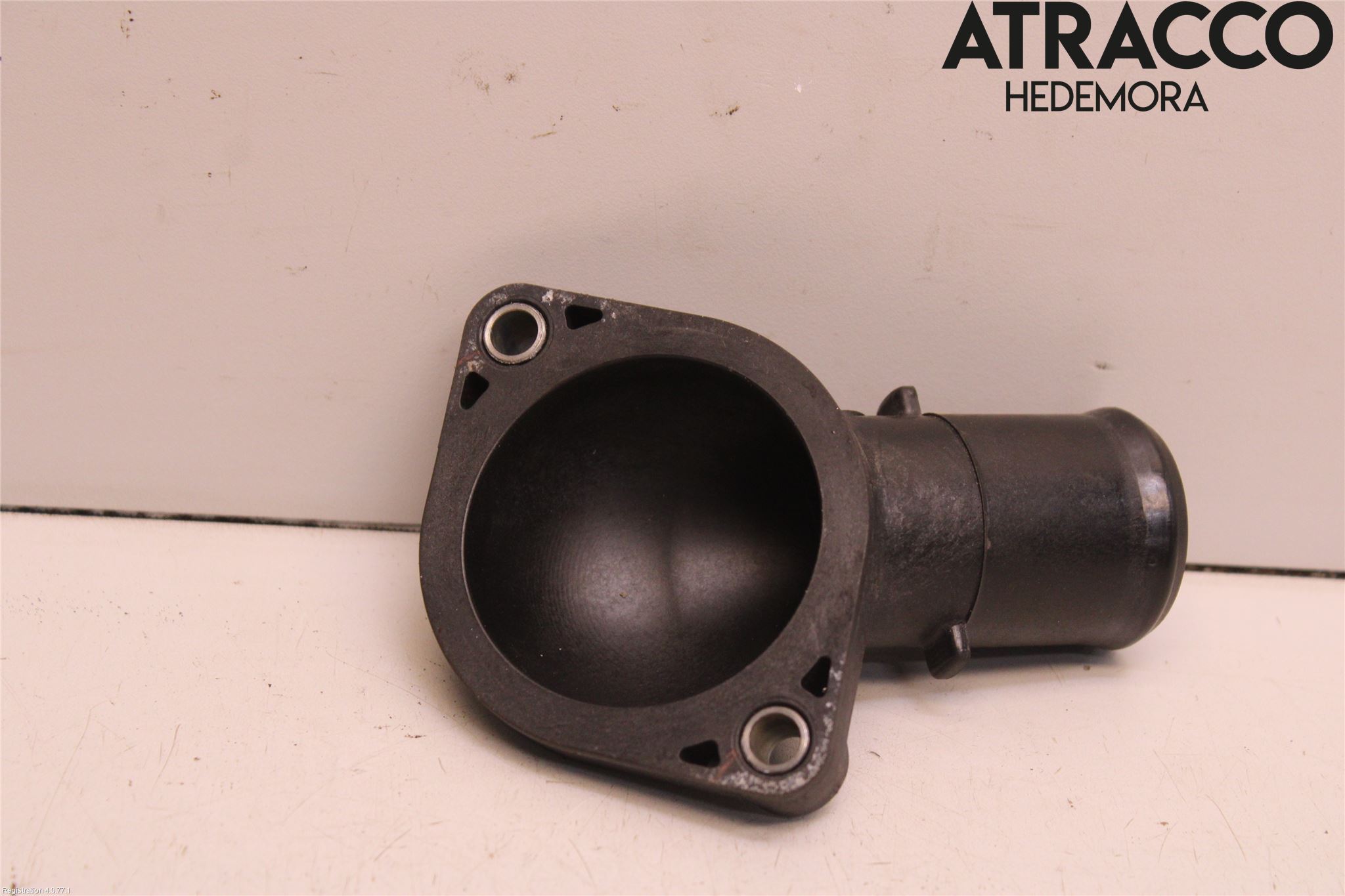 Toyota AVENSIS 16-18 Termostathus-Lock