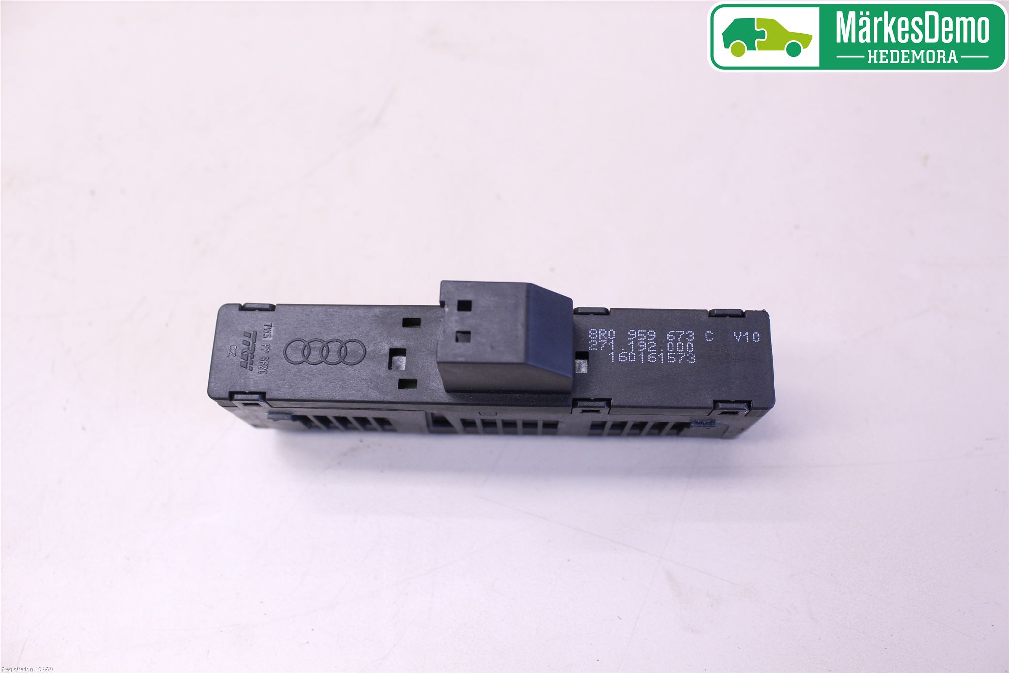 Audi Q5 09-16 Strömställare Parkeringshjälp