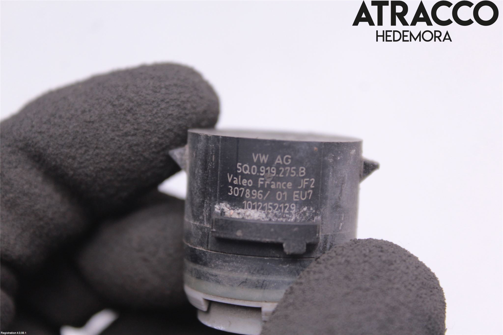 Audi A4/S4 B9 16-19 Parkeringshjälp Frontsensor