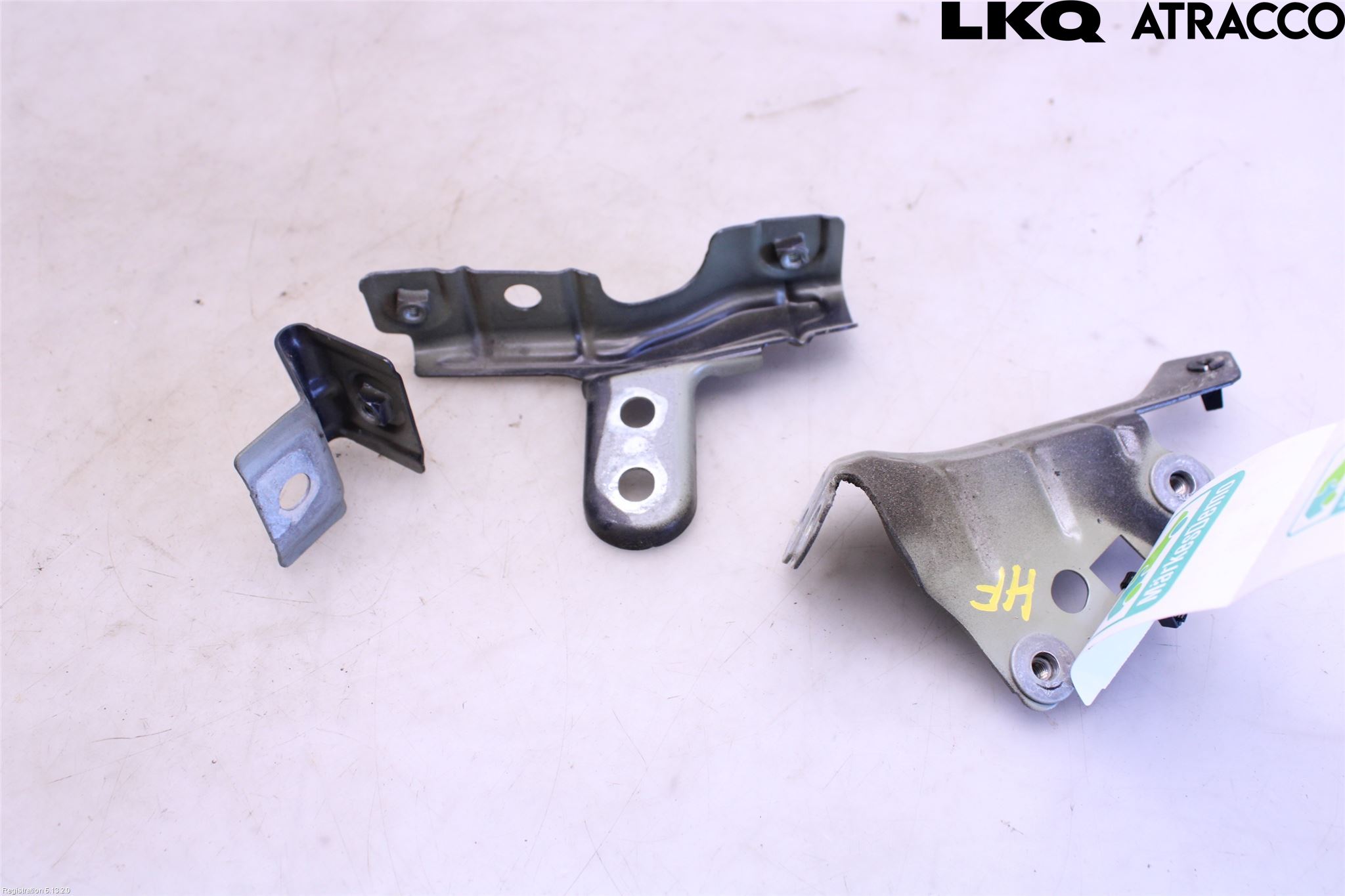 Volkswagen VW GOLF / E-GOLF VIII 20- Skärmfäste Fram Hö