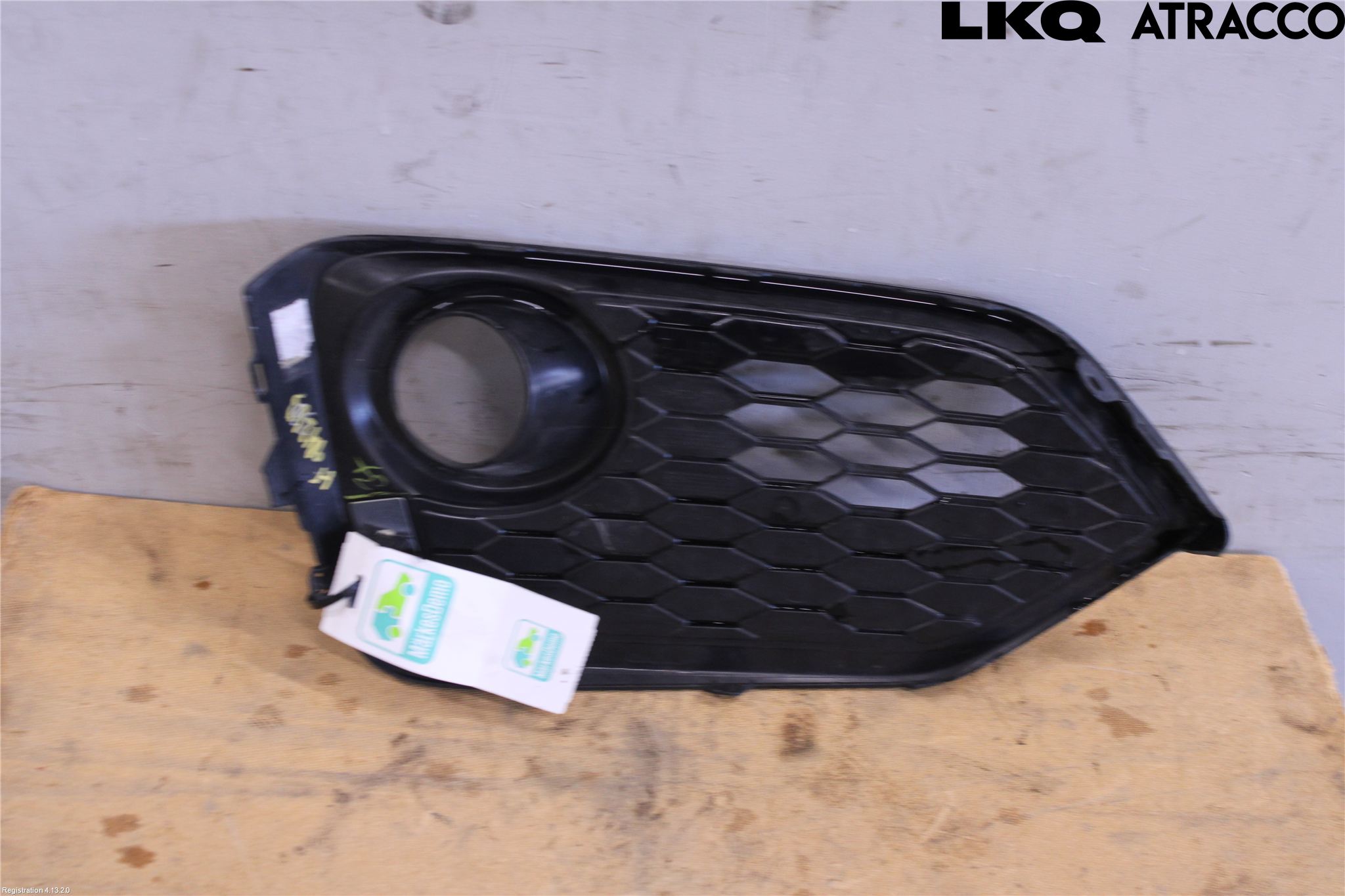 Honda CIVIC 17-22 Grilldel Höger