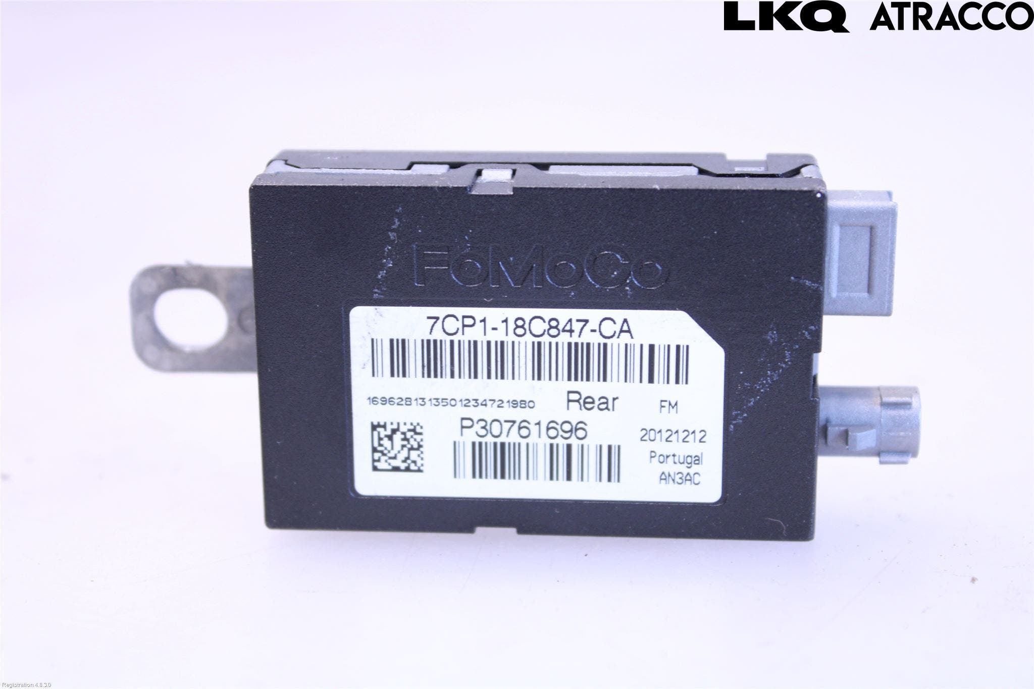 Ford KUGA 13-16 Antennförstärkare