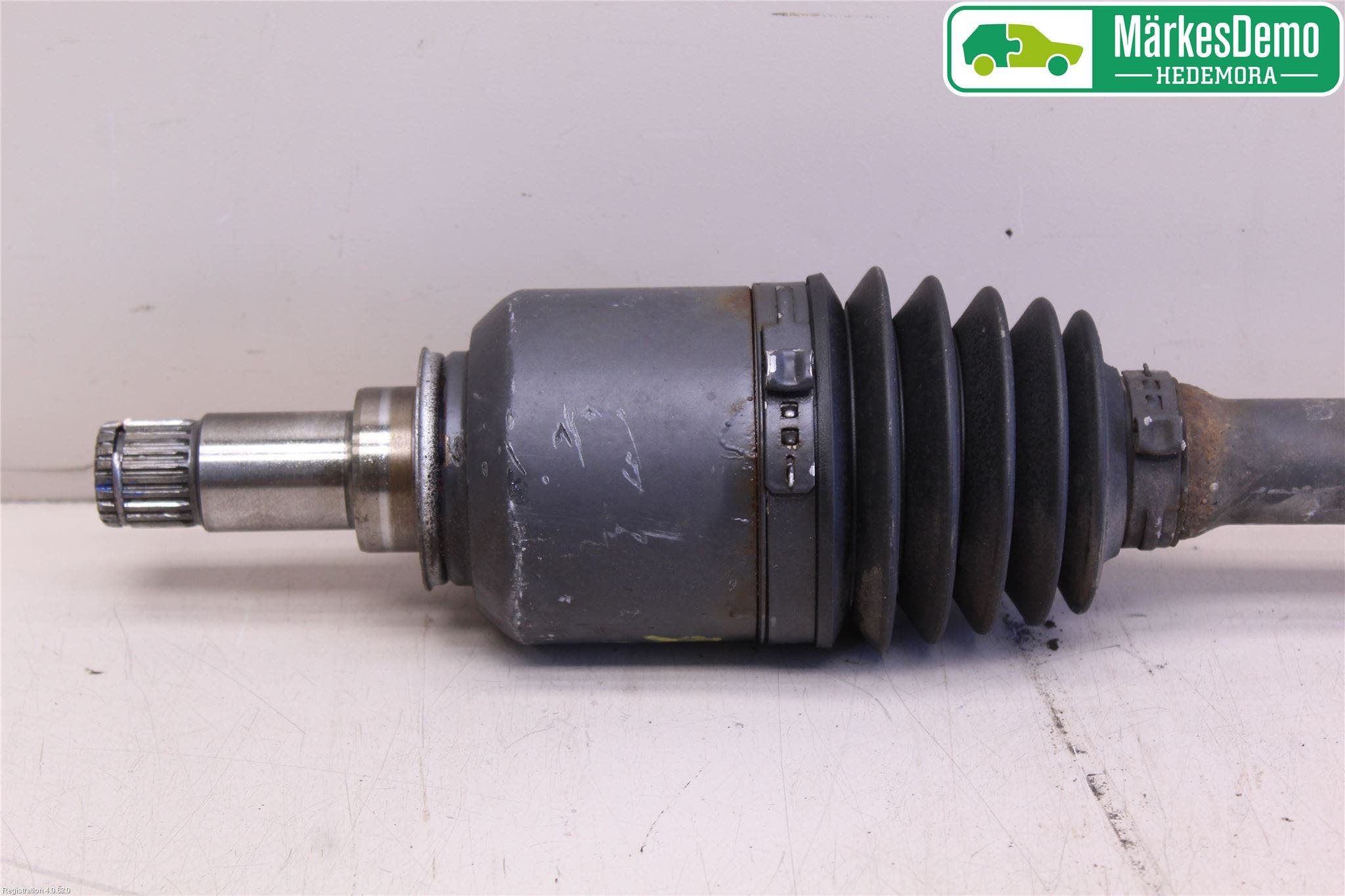 Mercedes-Benz MB A-KLASS (W169) 04-12 Drivaxel Fram Vänster