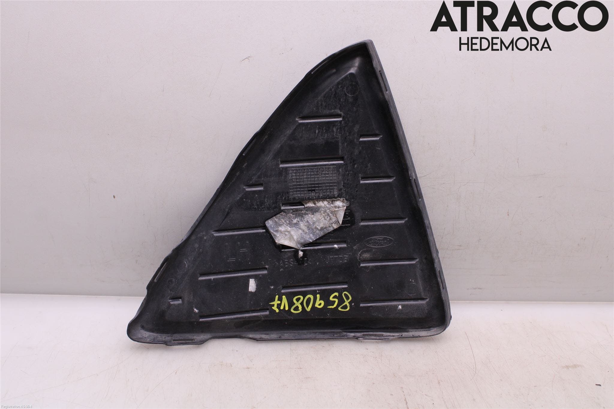 Ford FOCUS 11-14 Grilldel Vänster