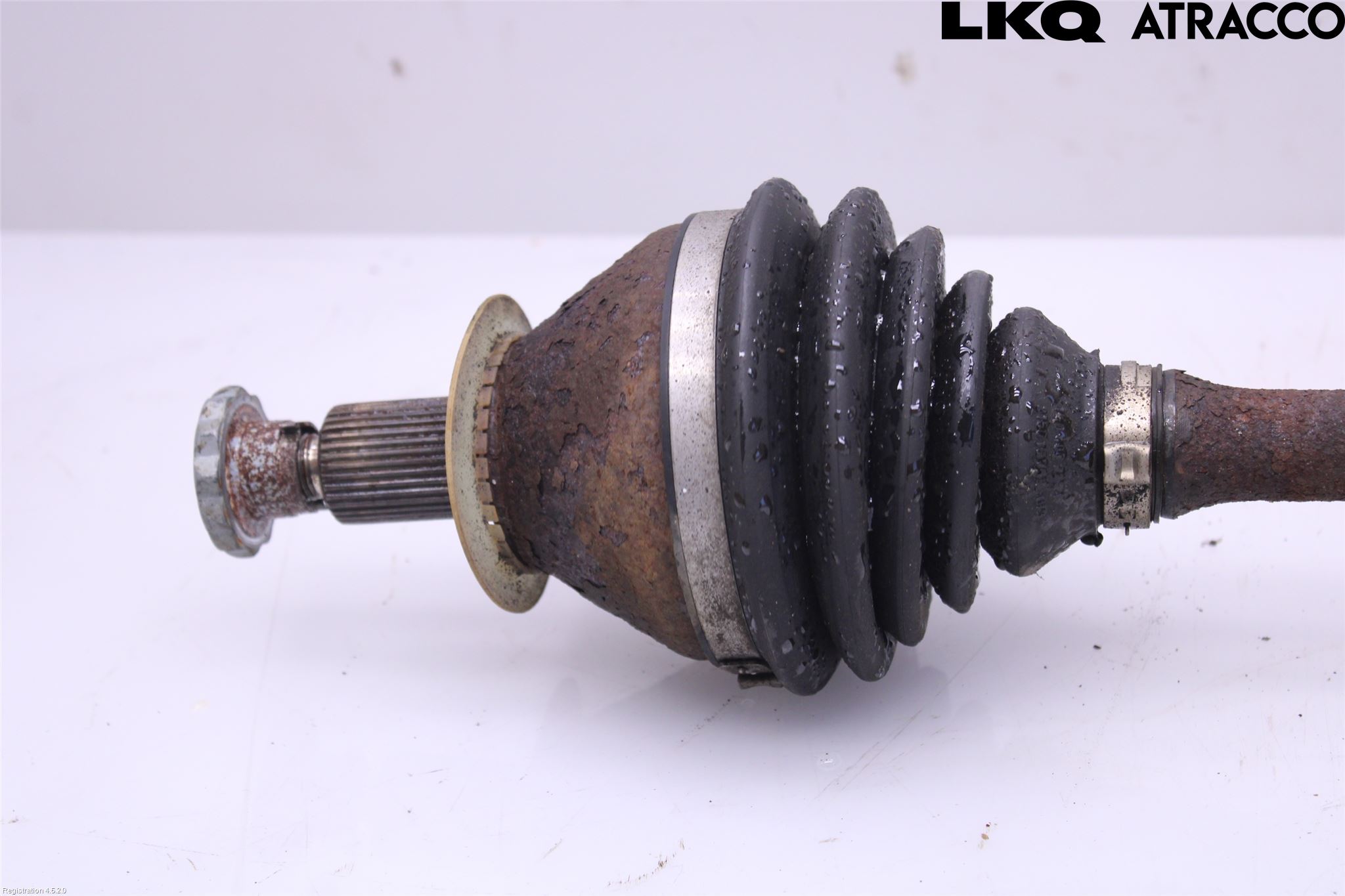 Volkswagen VW POLO 10-17 Drivaxel Fram Vänster