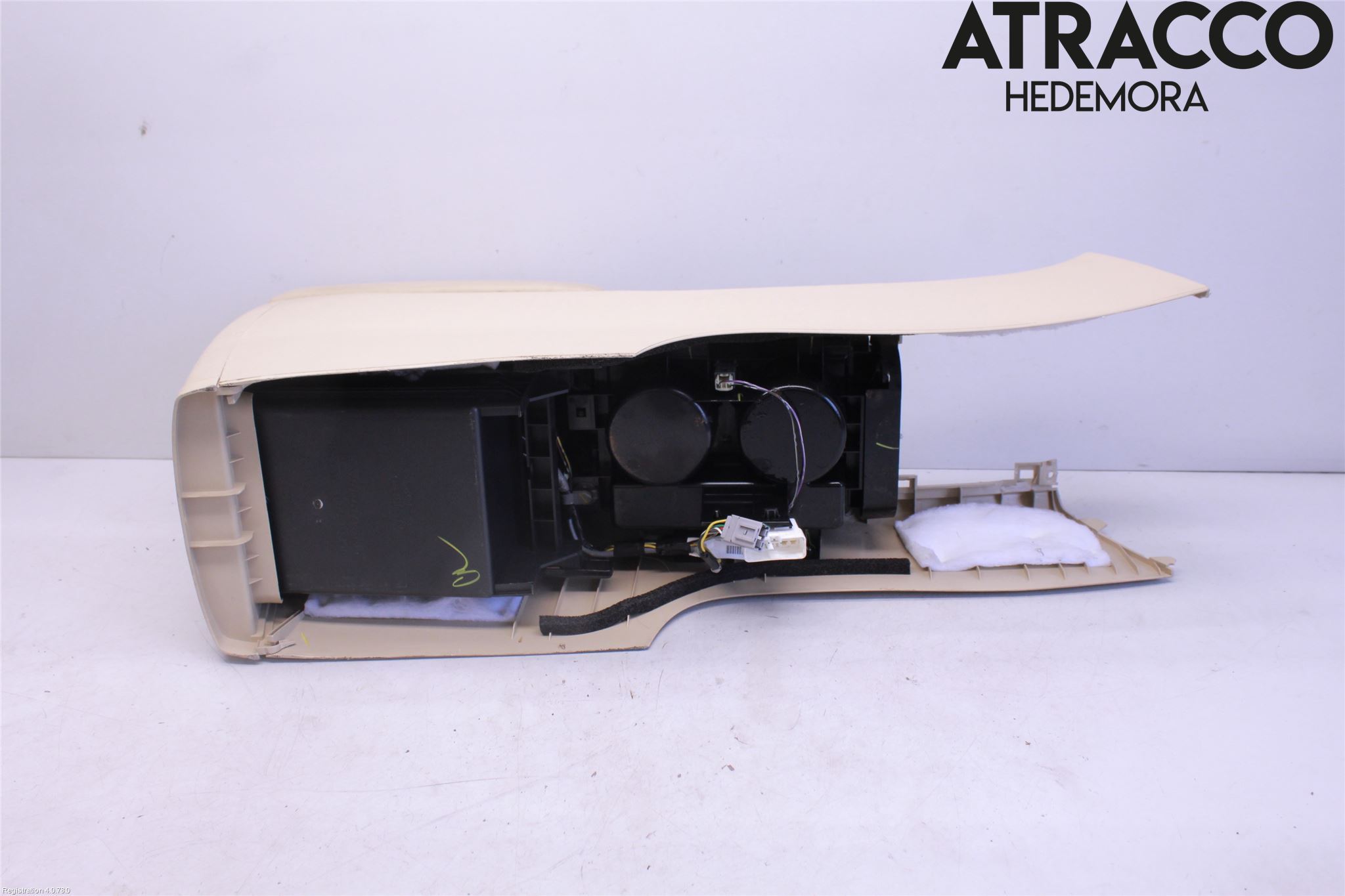 Subaru B9 TRIBECA  06-07 Inr Tunnelfack