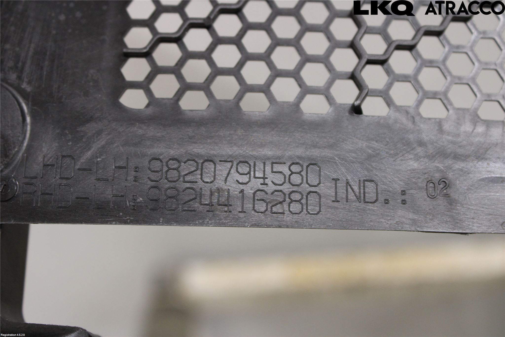 Peugeot 2008/E-2008 20- Torpedplåt-Torpedplast