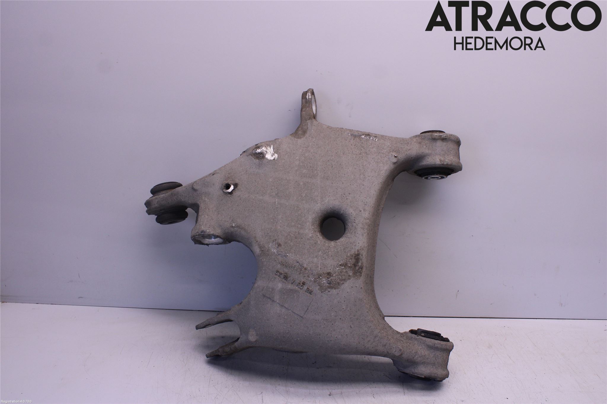 BMW 5 F10/F11/F18 09-17 Bärarm Bak Höger