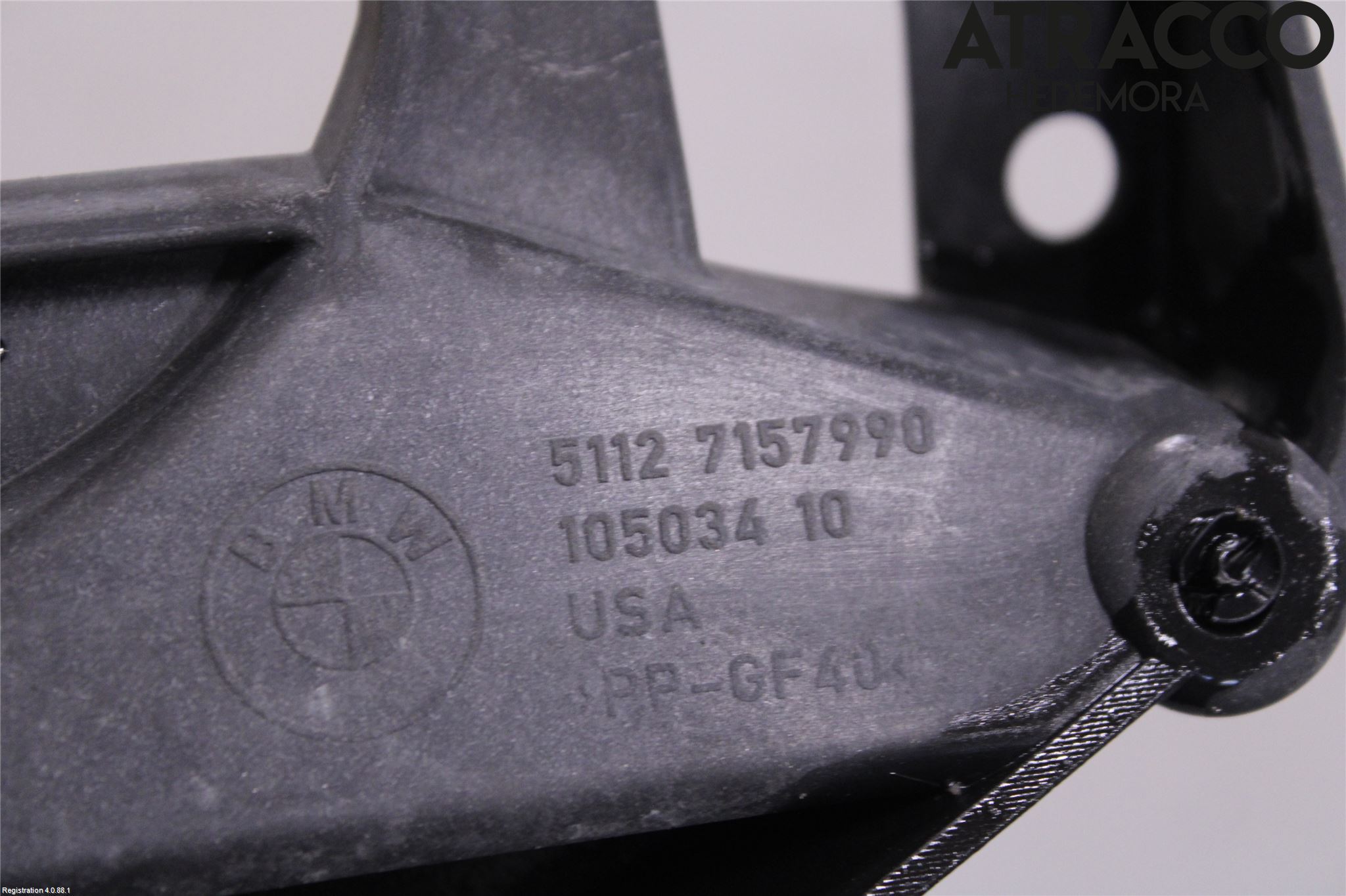 BMW X5 E70 07-13 Skärmfäste Fram Hö