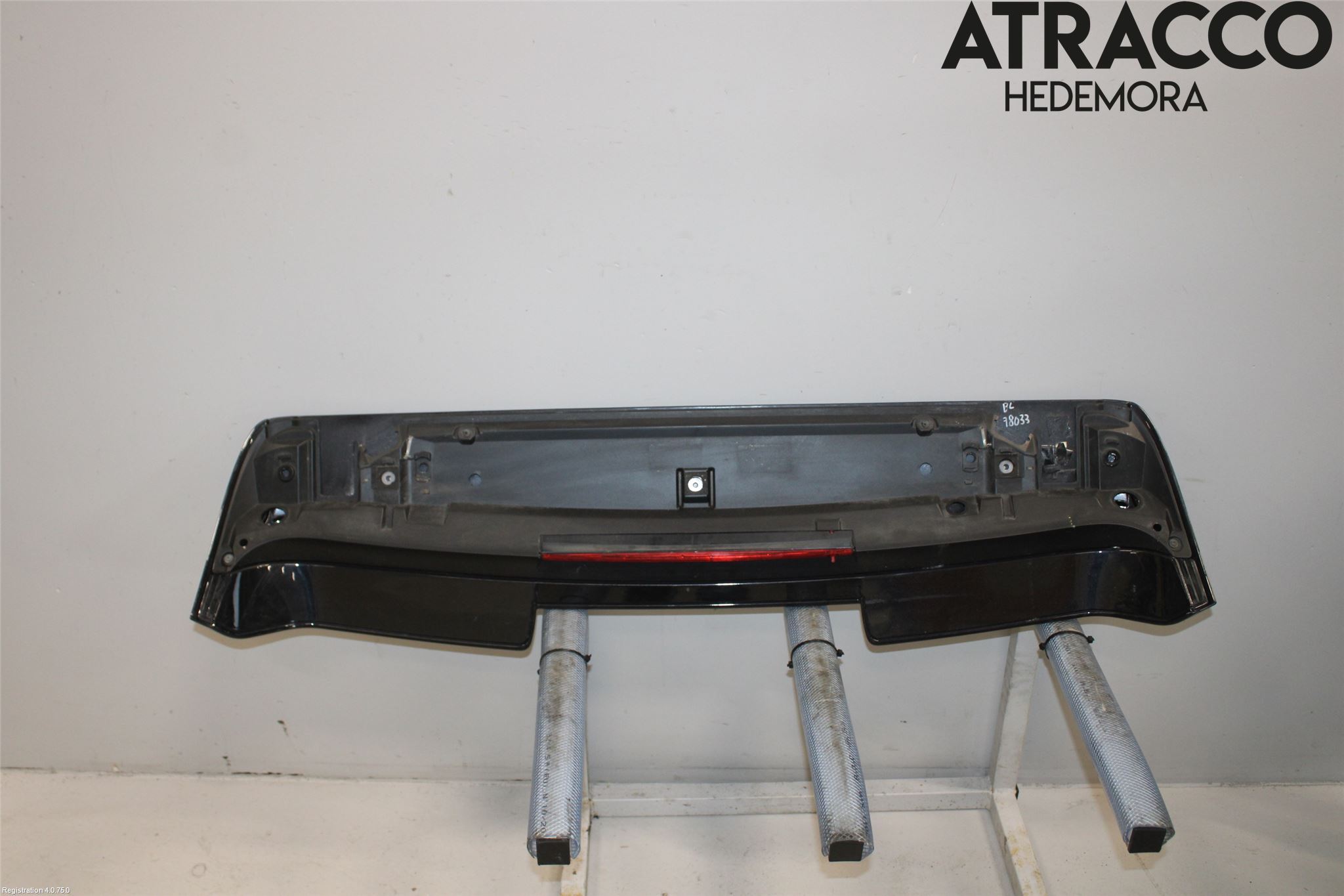 Porsche CAYENNE 03- Spoiler Baklucka