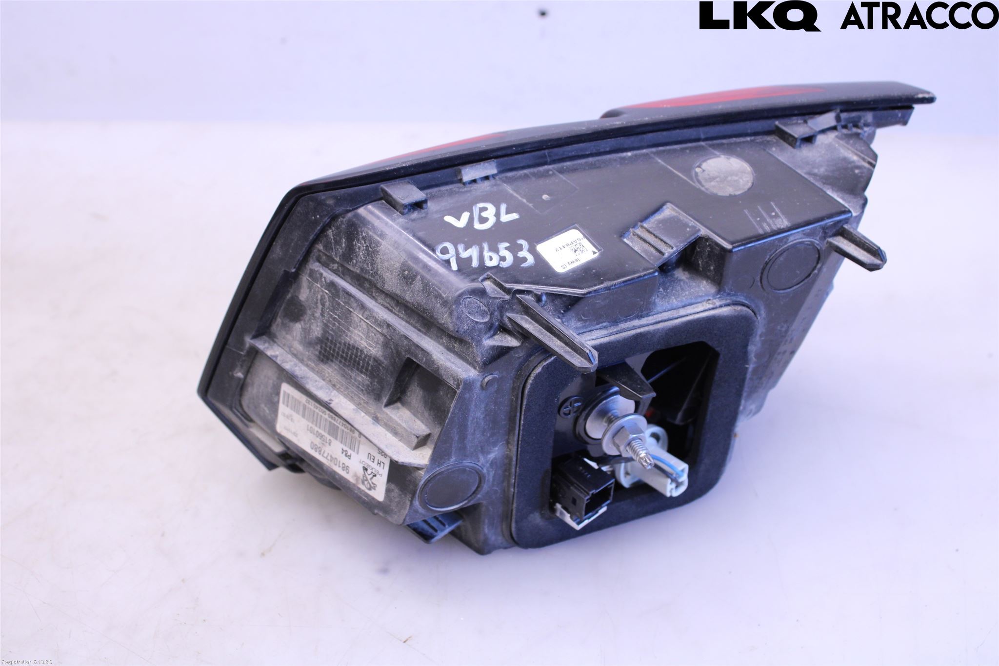 Peugeot 3008 17-24 Bakljus Lucka Vä