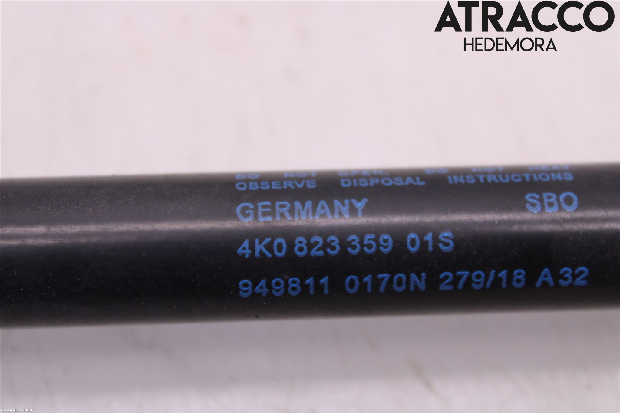 Audi A6 F2/C8 19- Gasfjäder Motorhuv