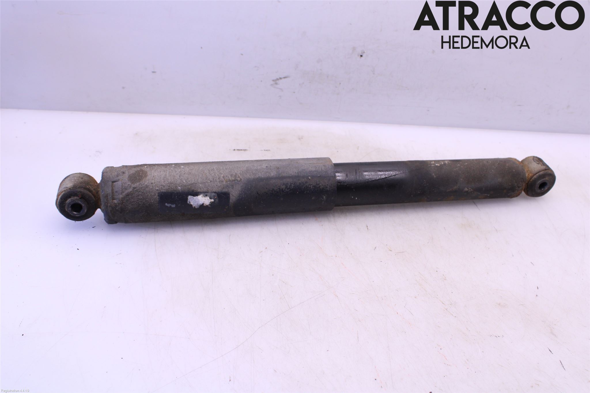 Dodge NITRO Stötdämpare Bak