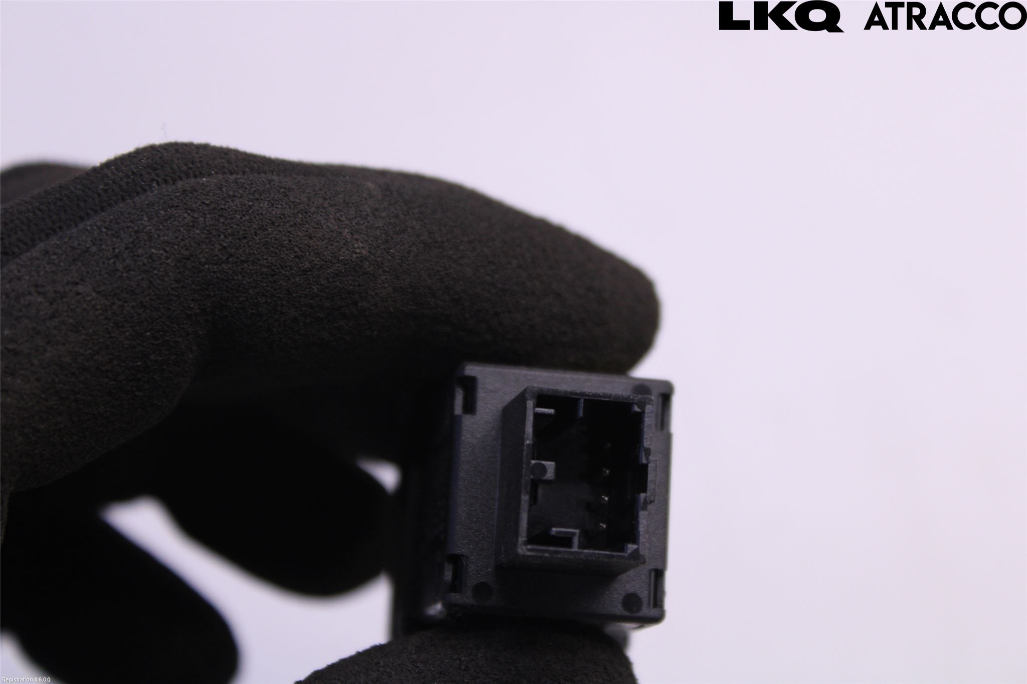 Audi A4/S4 B9 16-19 Strömställare Varnings