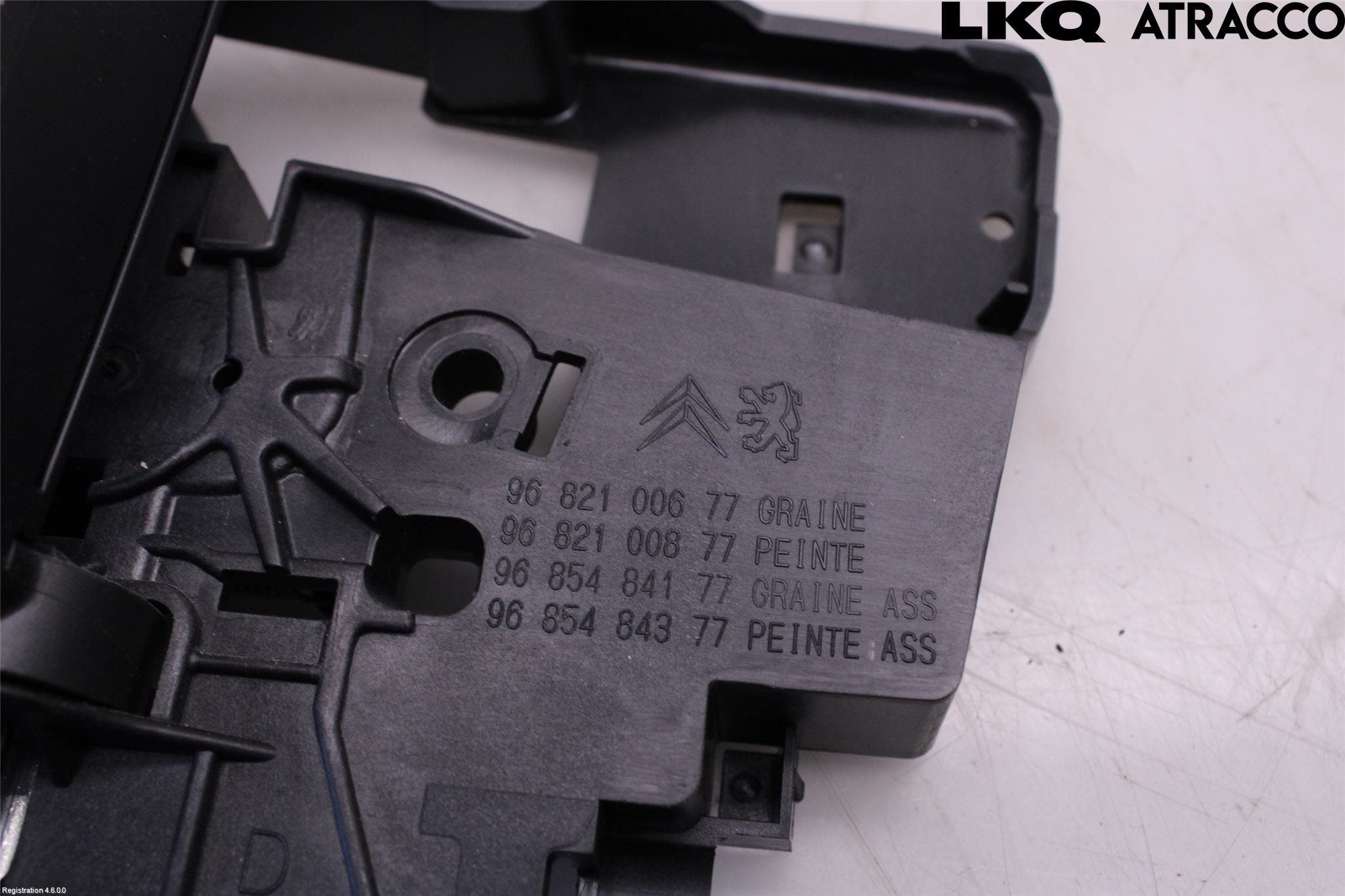 Peugeot PARTNER 16-18 Dörrhandtag Inre Hö