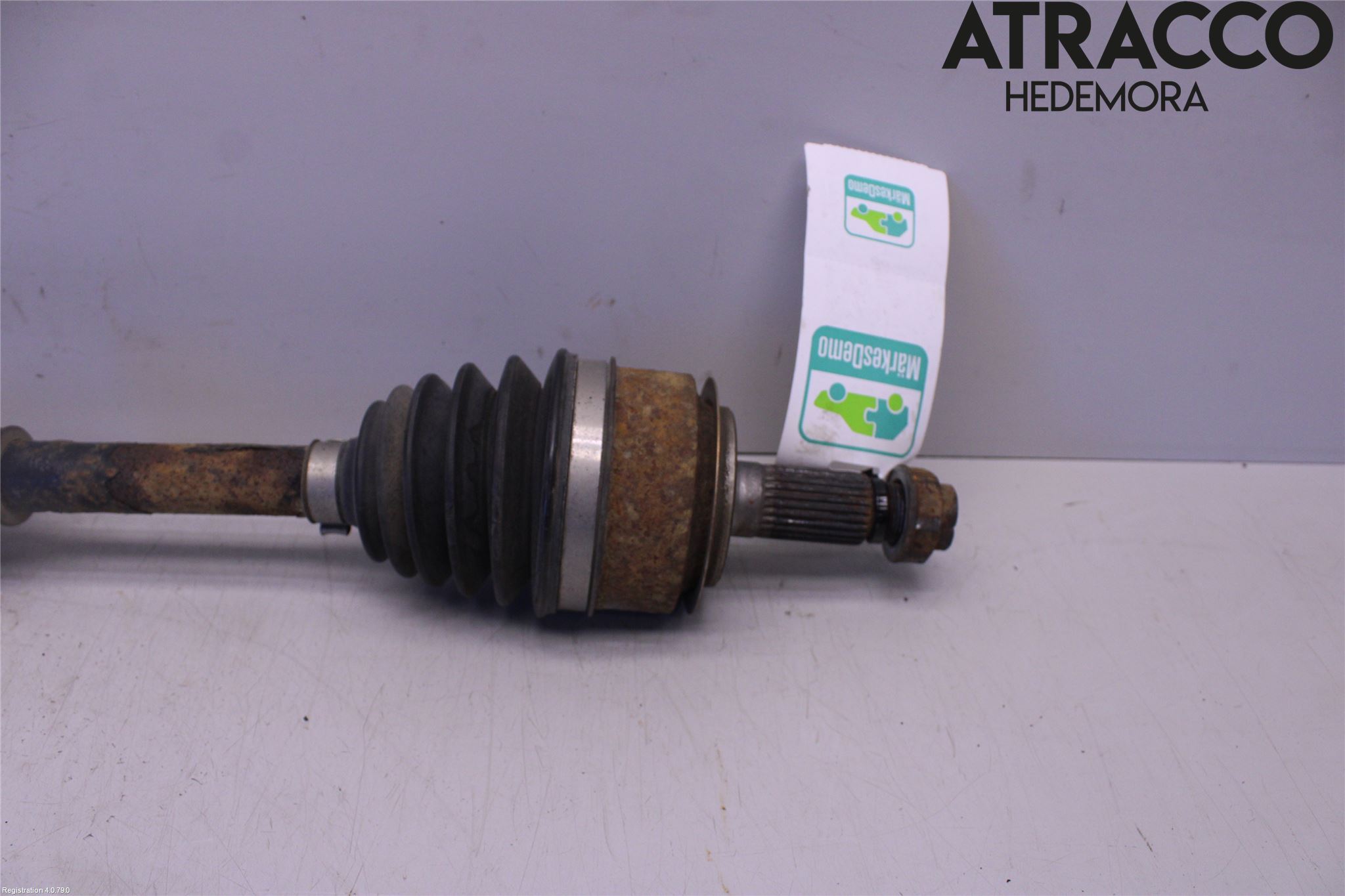 Honda FR-V Drivaxel Fram Vänster