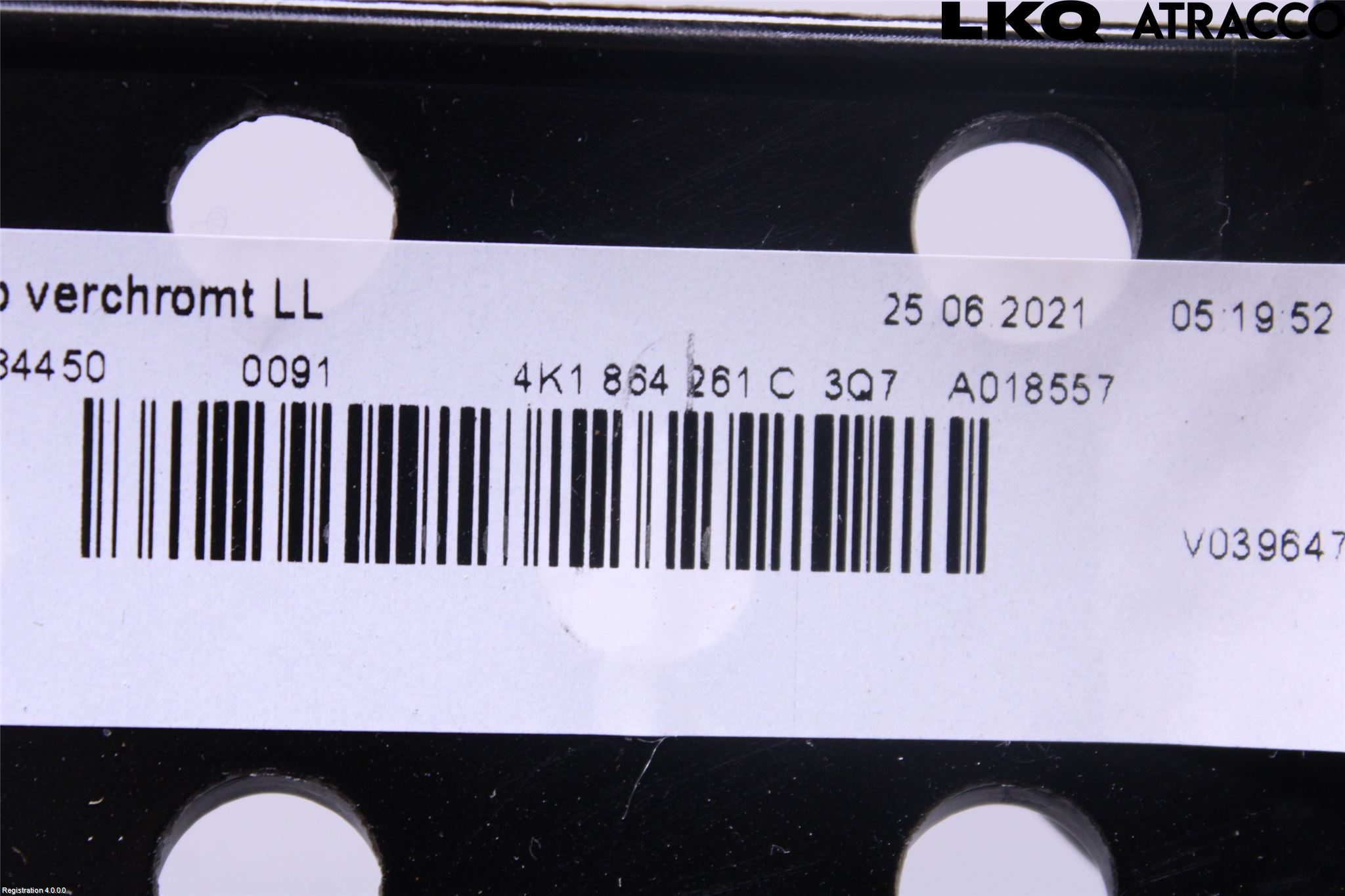 Audi A6 F2/C8 19- Instrumentkonsoll Mitt