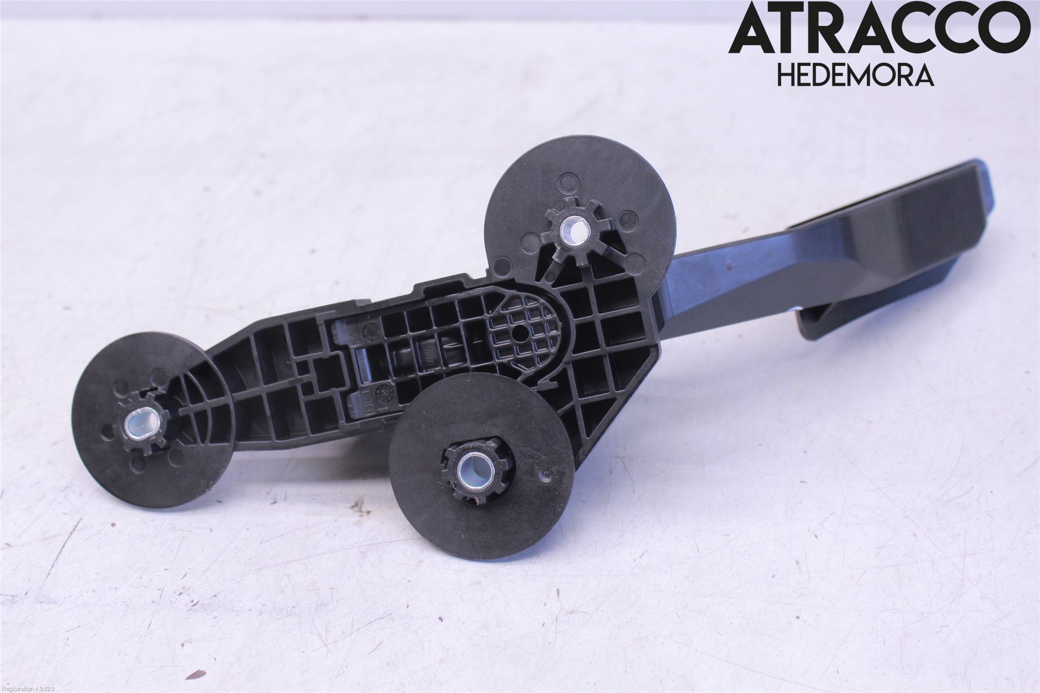 Isuzu D-MAX Gaspedal