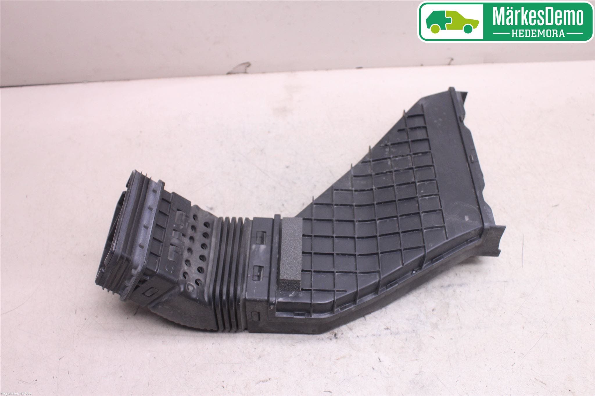 Kia SPORTAGE (QL) 16-21 Deflektor Plåt-Plast Kylning