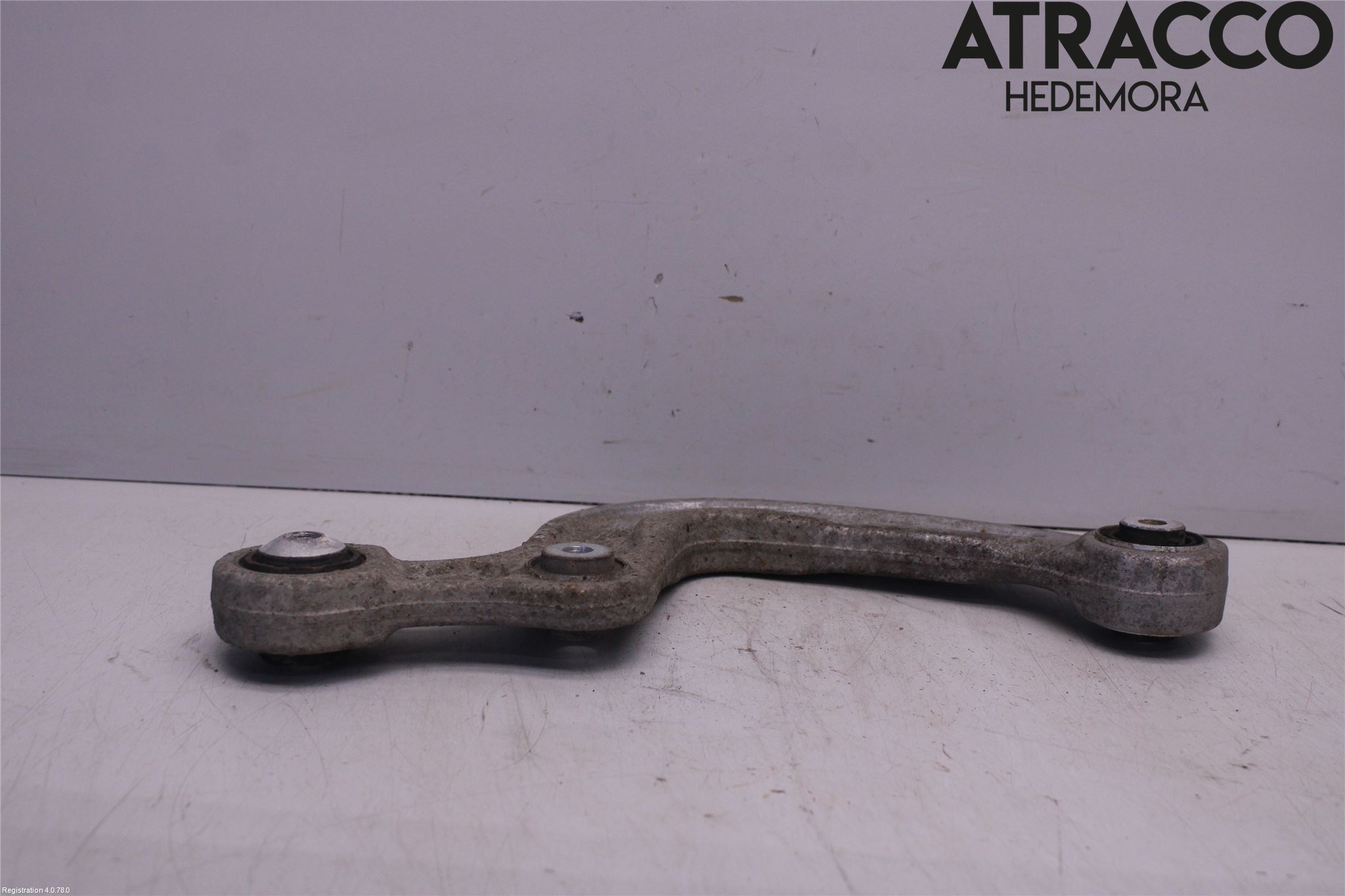 Audi A4/S4 B9 16-19 Bärarm Bak Övre Höger