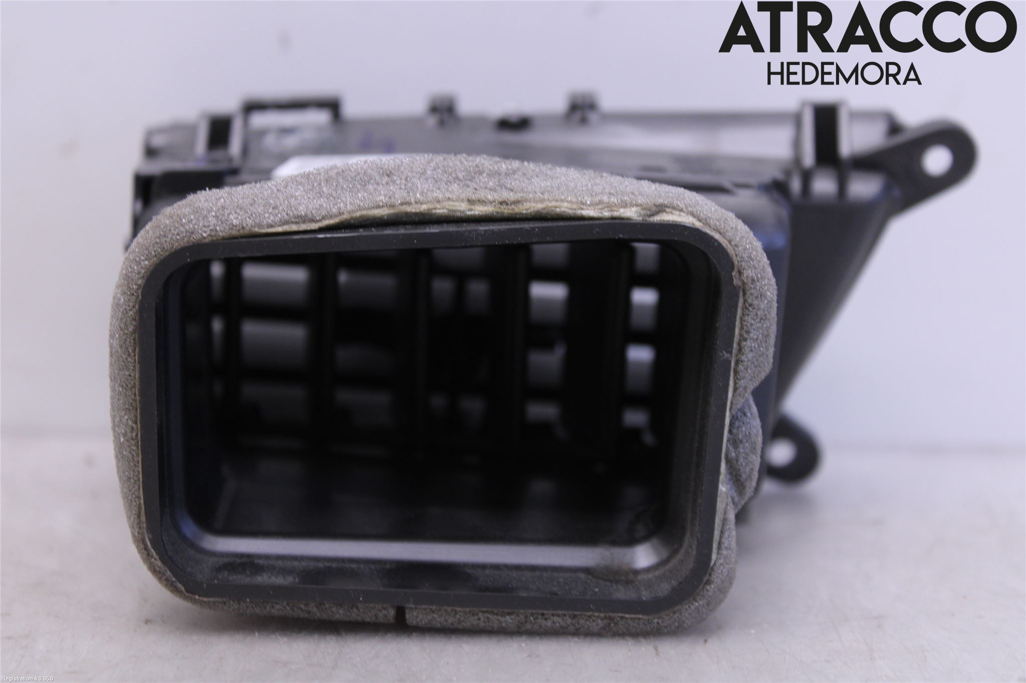 Kia CEED 12-18 Defrosterkanal-Munstycke