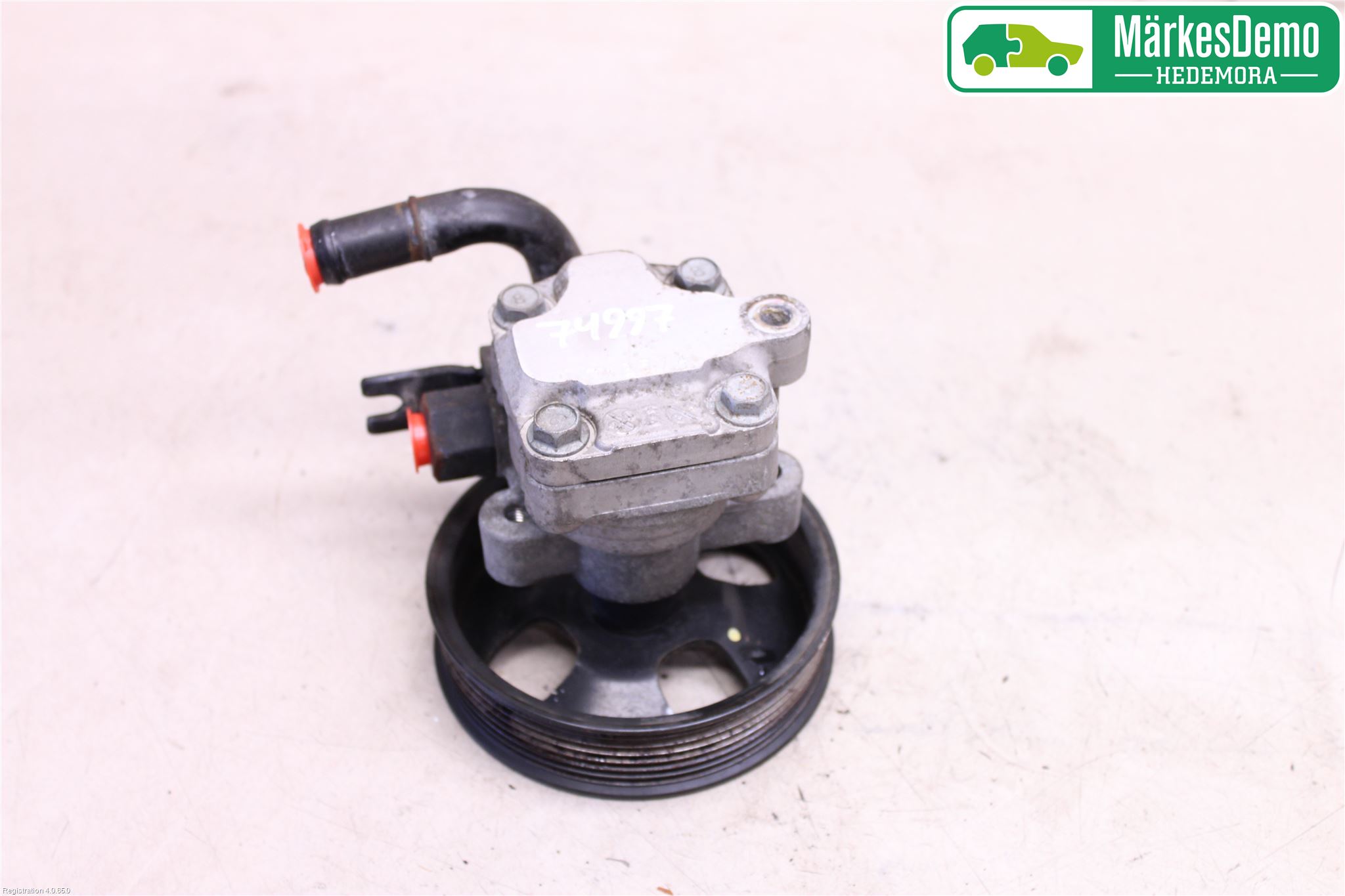 Kia SORENTO 03-09 Styrservopump