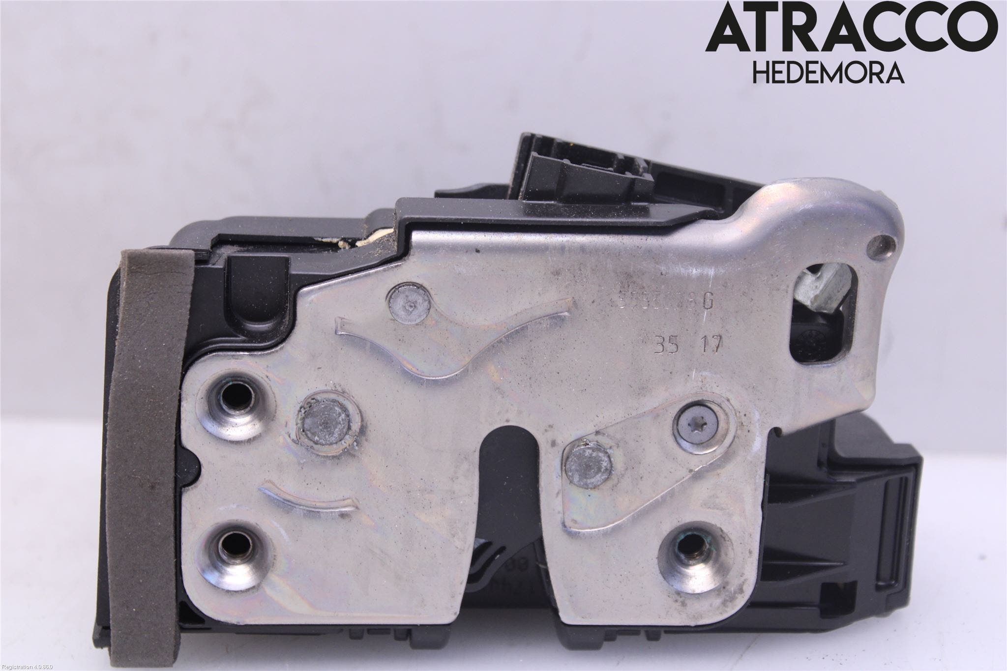 Opel INSIGNIA 17- Låskista-Dörrlås