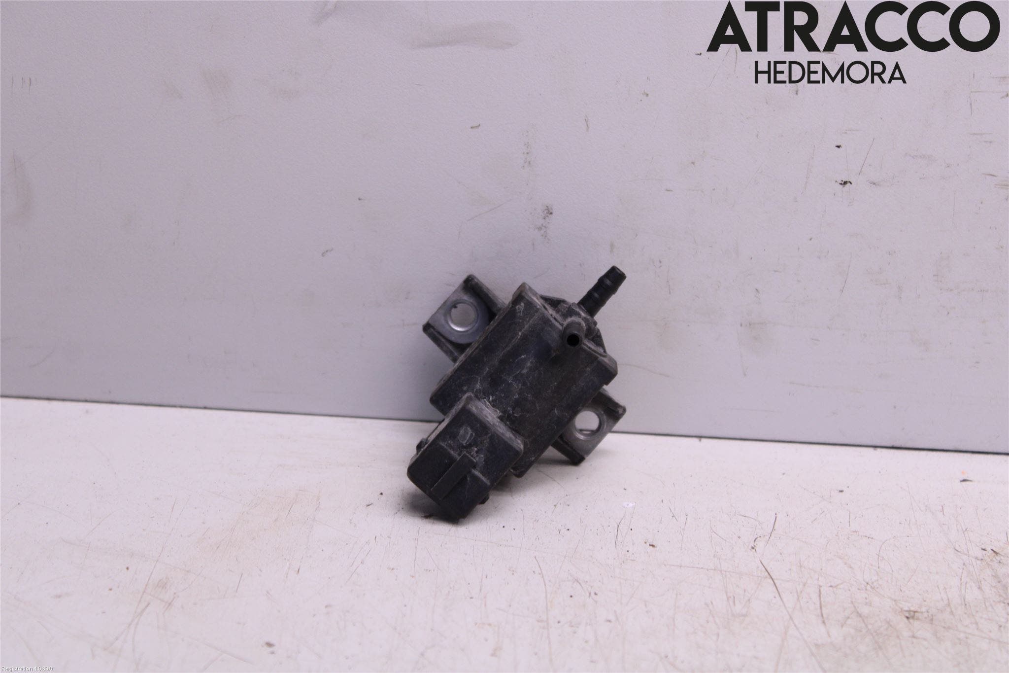 Toyota AVENSIS 09-15 Vakuumventil