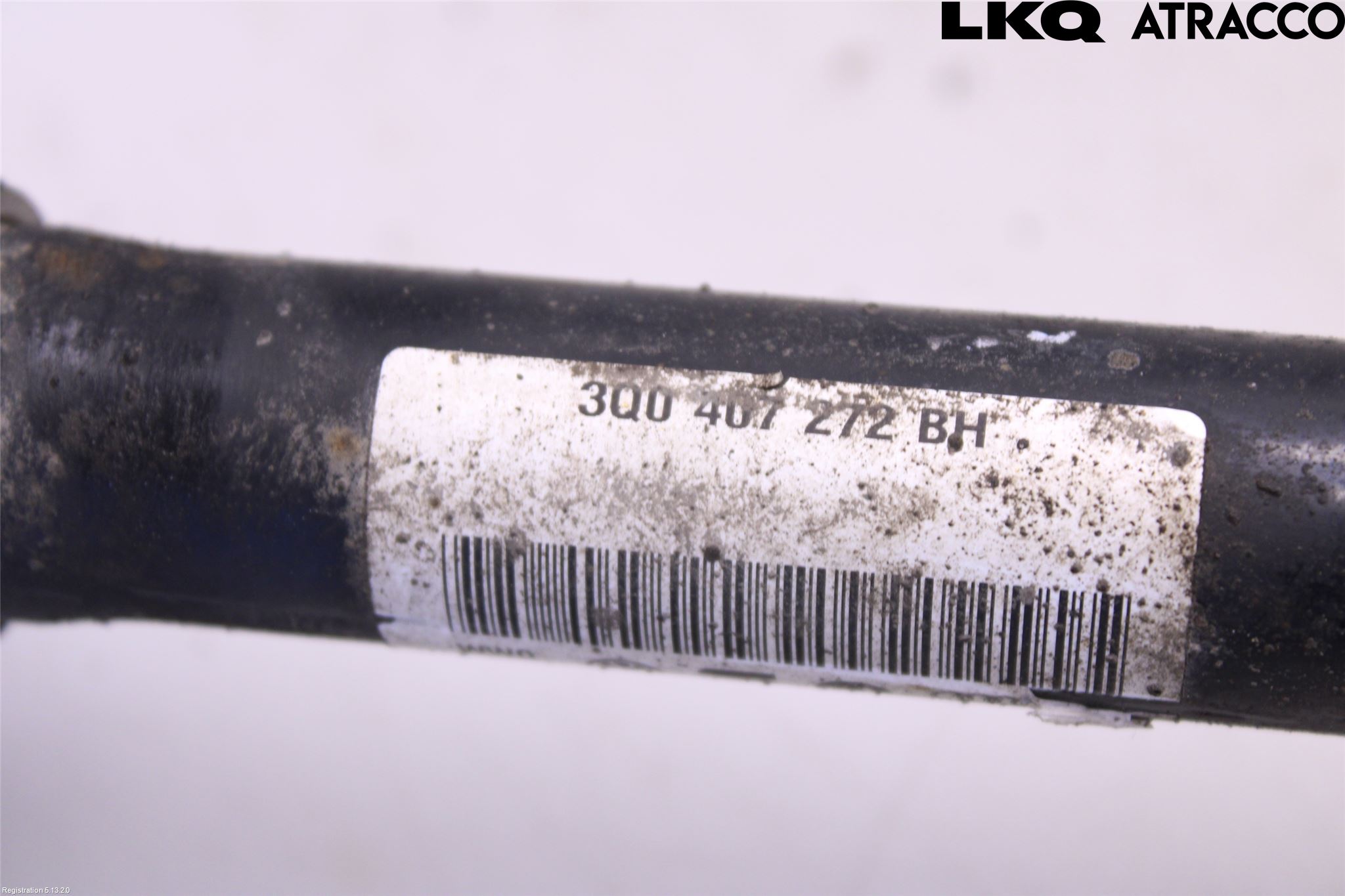 Volkswagen VW PASSAT 15-19 Drivaxel Fram Höger